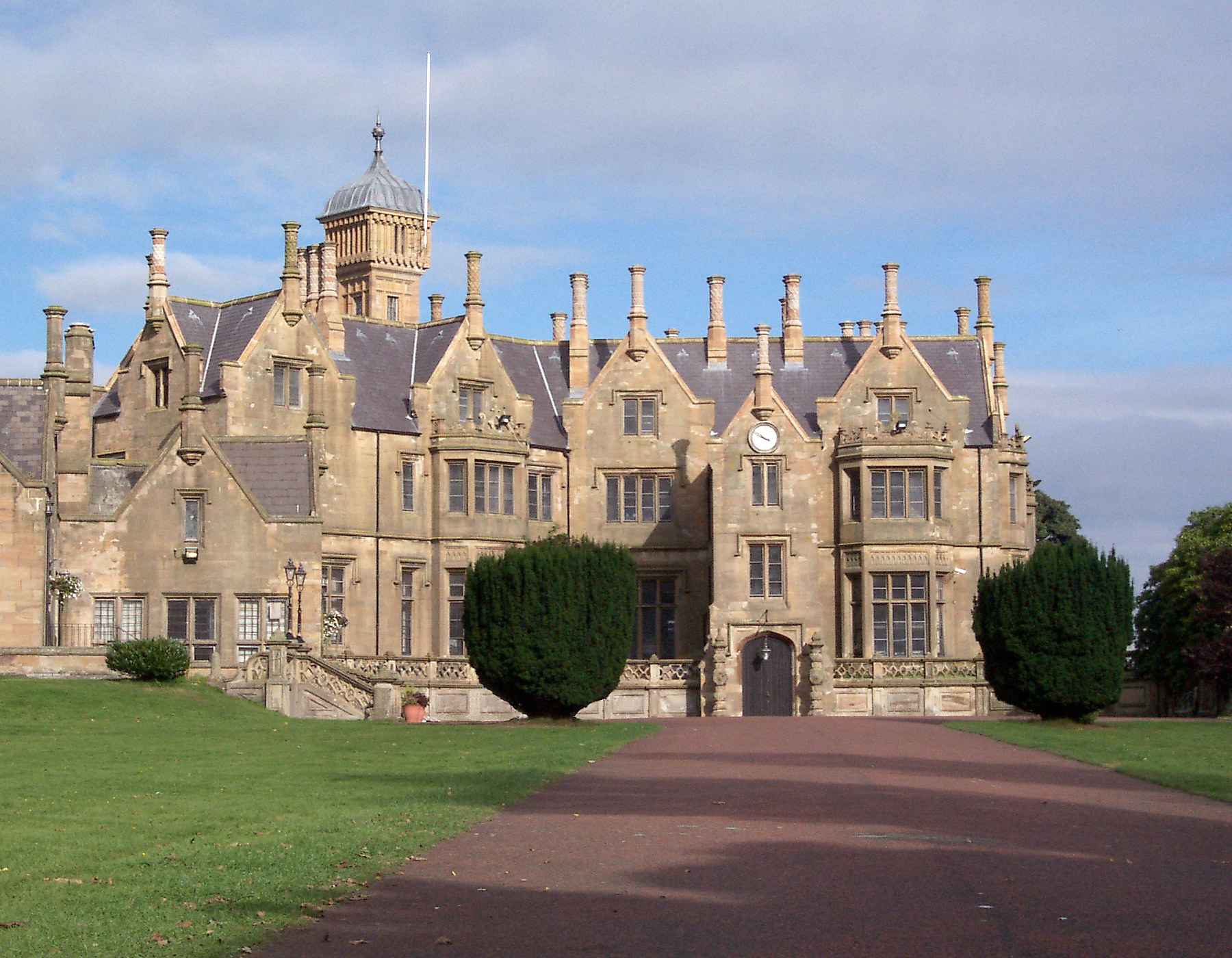 Brownlow-House.jpg