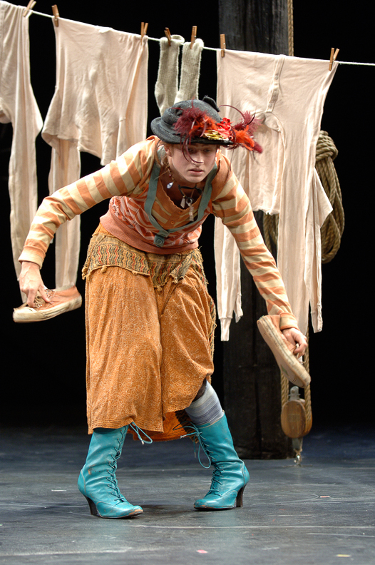 Rachel Hauck_Set Design_Mother Courage 6.jpg