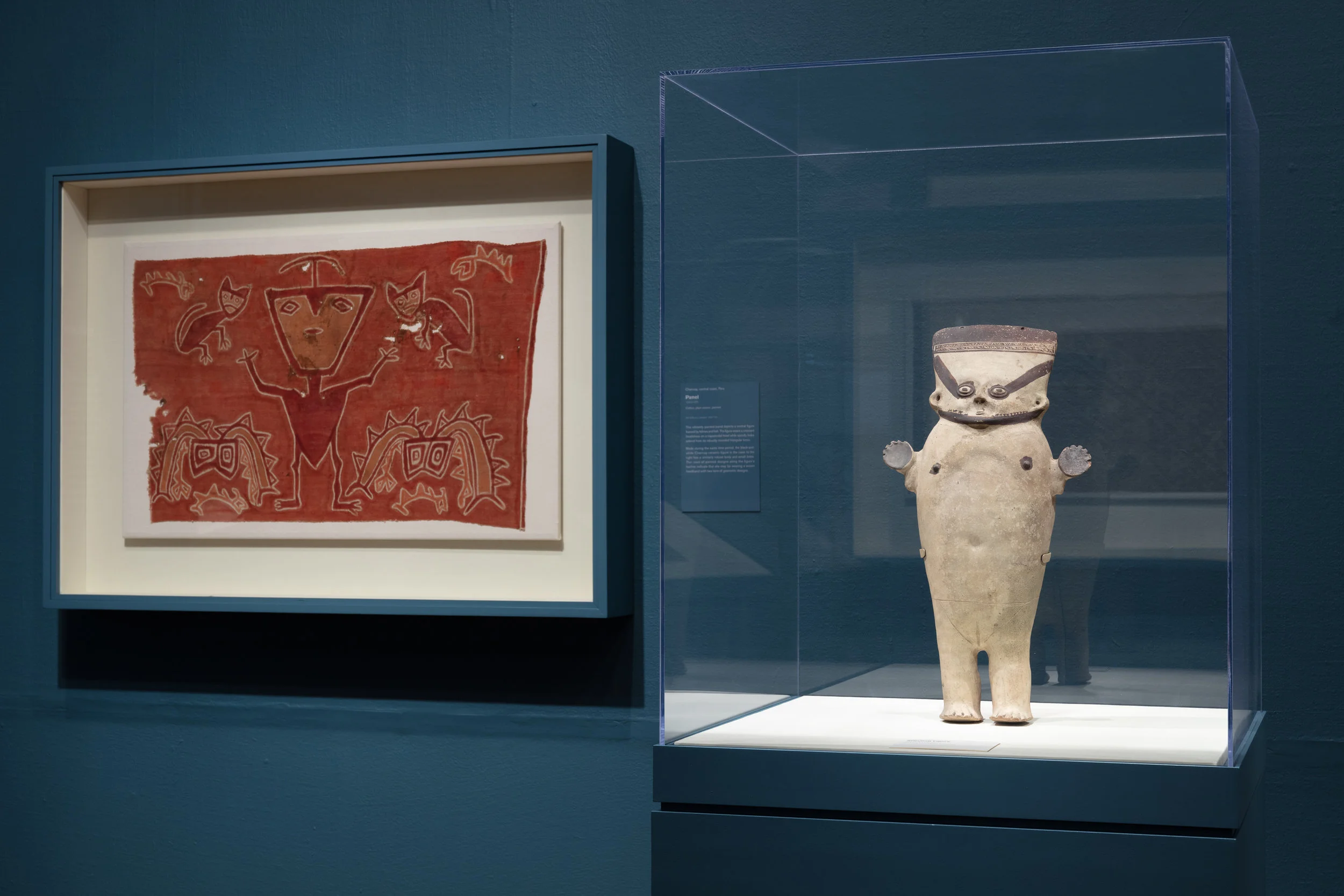 Elizabeth F. Cheney and Agnes Allerton Textile Galleries, The Art Institute of Chicago, 2019.