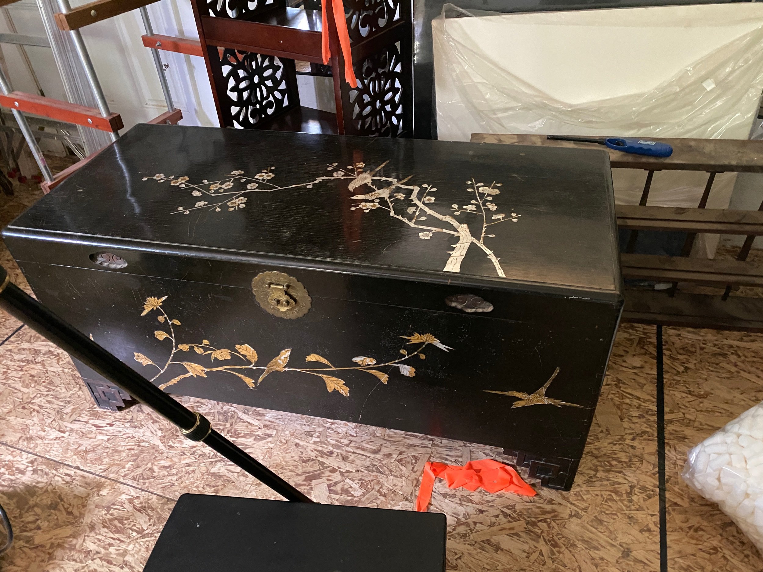 $1500 - Black lacquer Chinese wedding chest - Majestic Co camphor/cedar wood extra large