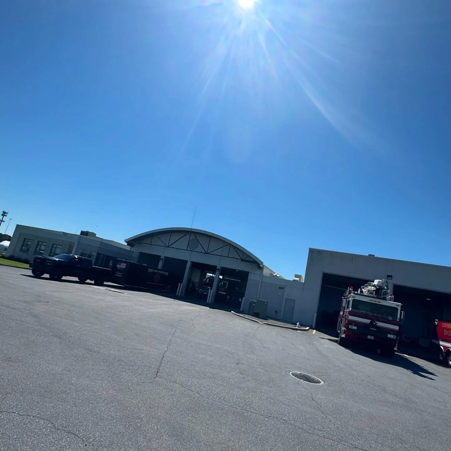 Today was a good day. @blake_bikes488 and I went down to the @177thfw to install some of their new @hurstjawsoflife and help start to organize their rigs a bit better. Huge thanks to the guys at the firehouse to taking us for a spin and letting Blake