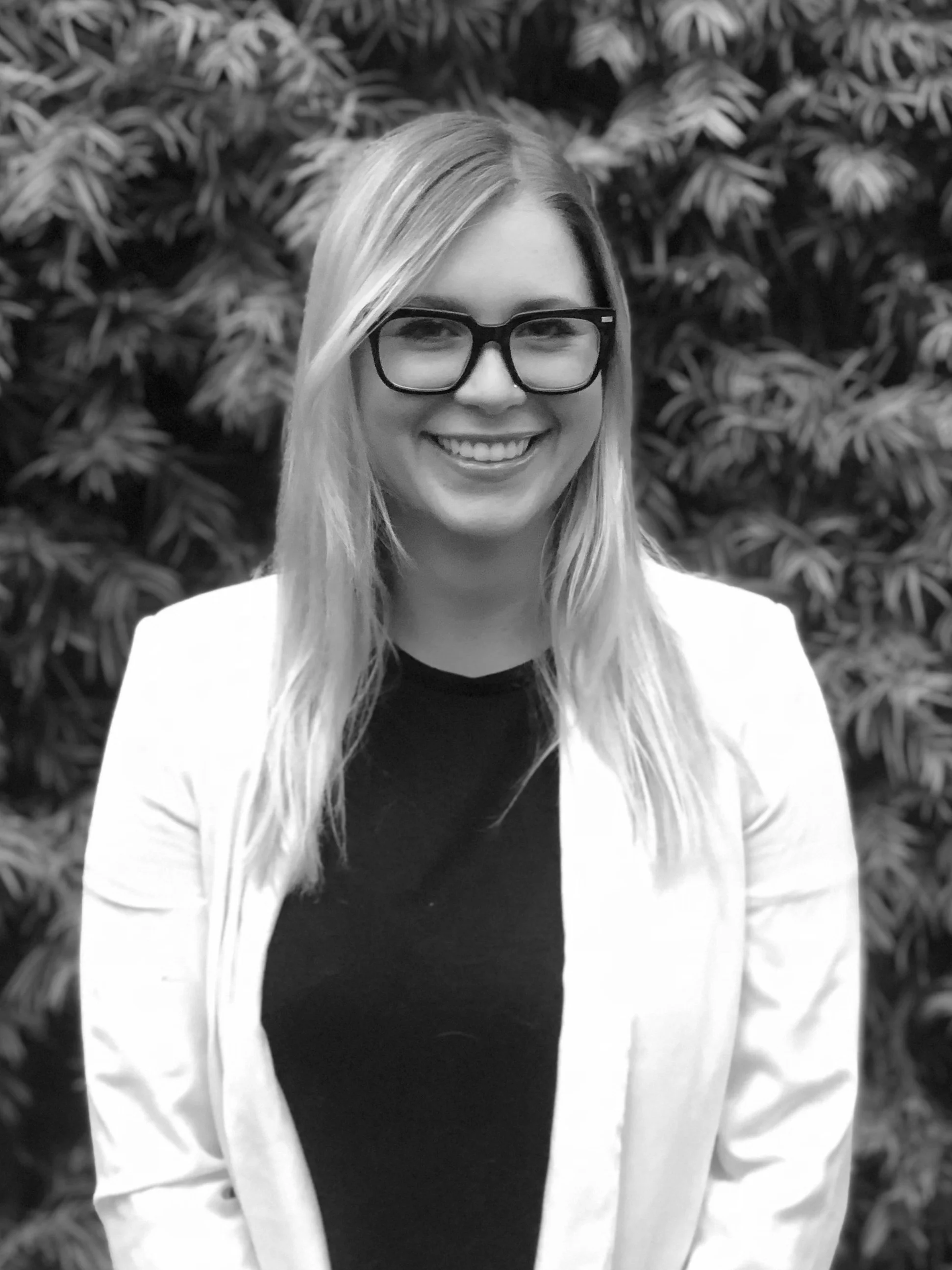 Emma+Campbell+-+Headshot+-+BW.jpg