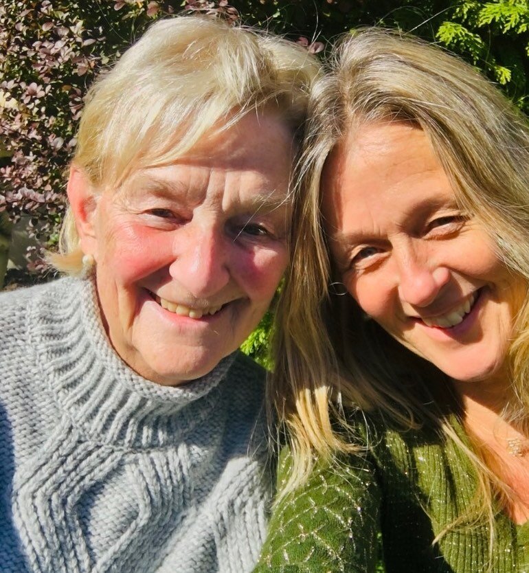 Happy Mothers Day to this kind, caring, funny, generous, beautiful and inspiring woman. I feel so lucky and blessed that she is my mum 💖😘Sending love to all the other mums, the ones living in our hearts and the ones who never were 🙏🏻🌸#happymothe