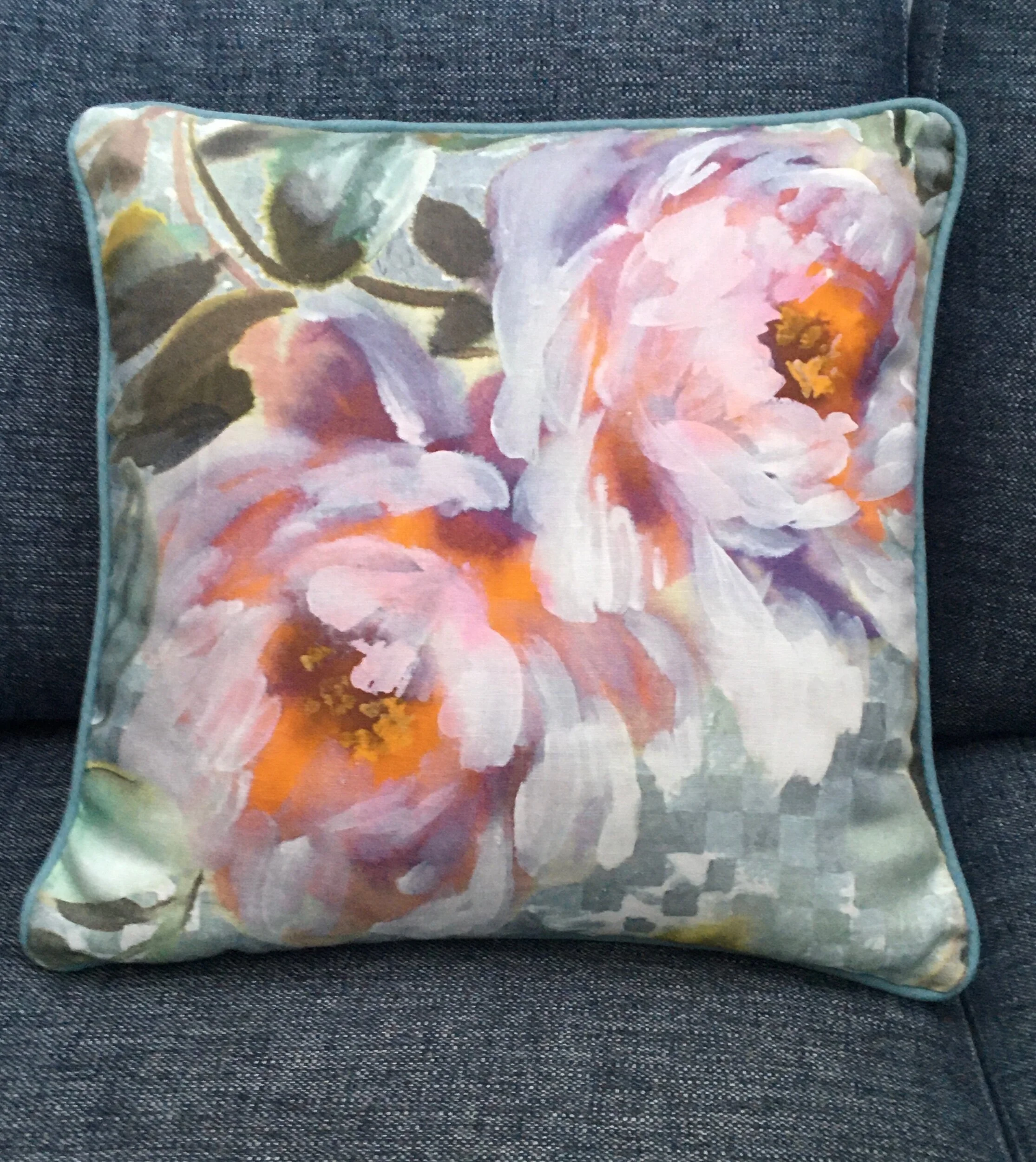 3D4419C2-9D80-459B-945E-1FC64370775D