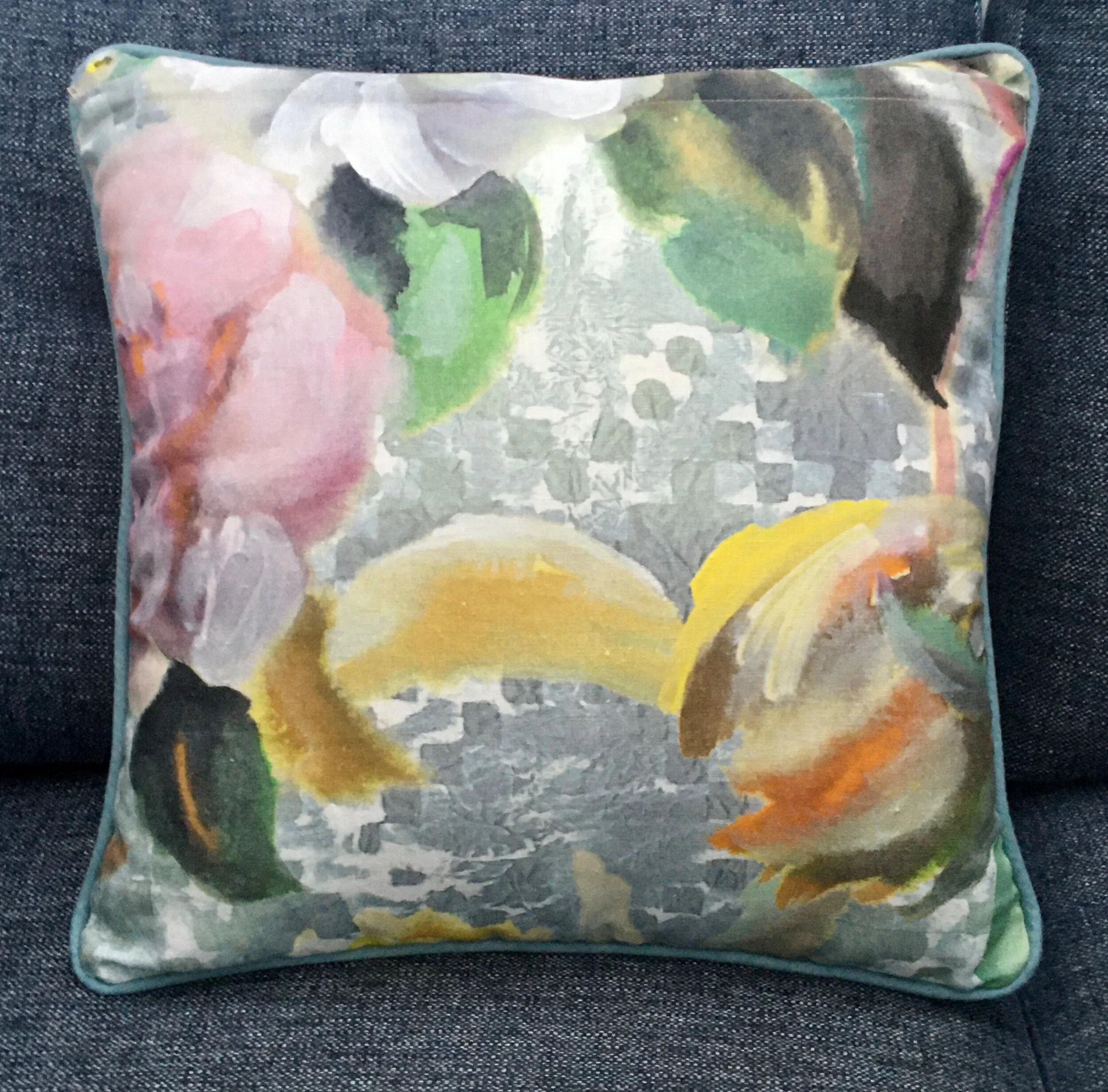 49127D81-02BD-46F3-8BA2-47F18EDAFEAE