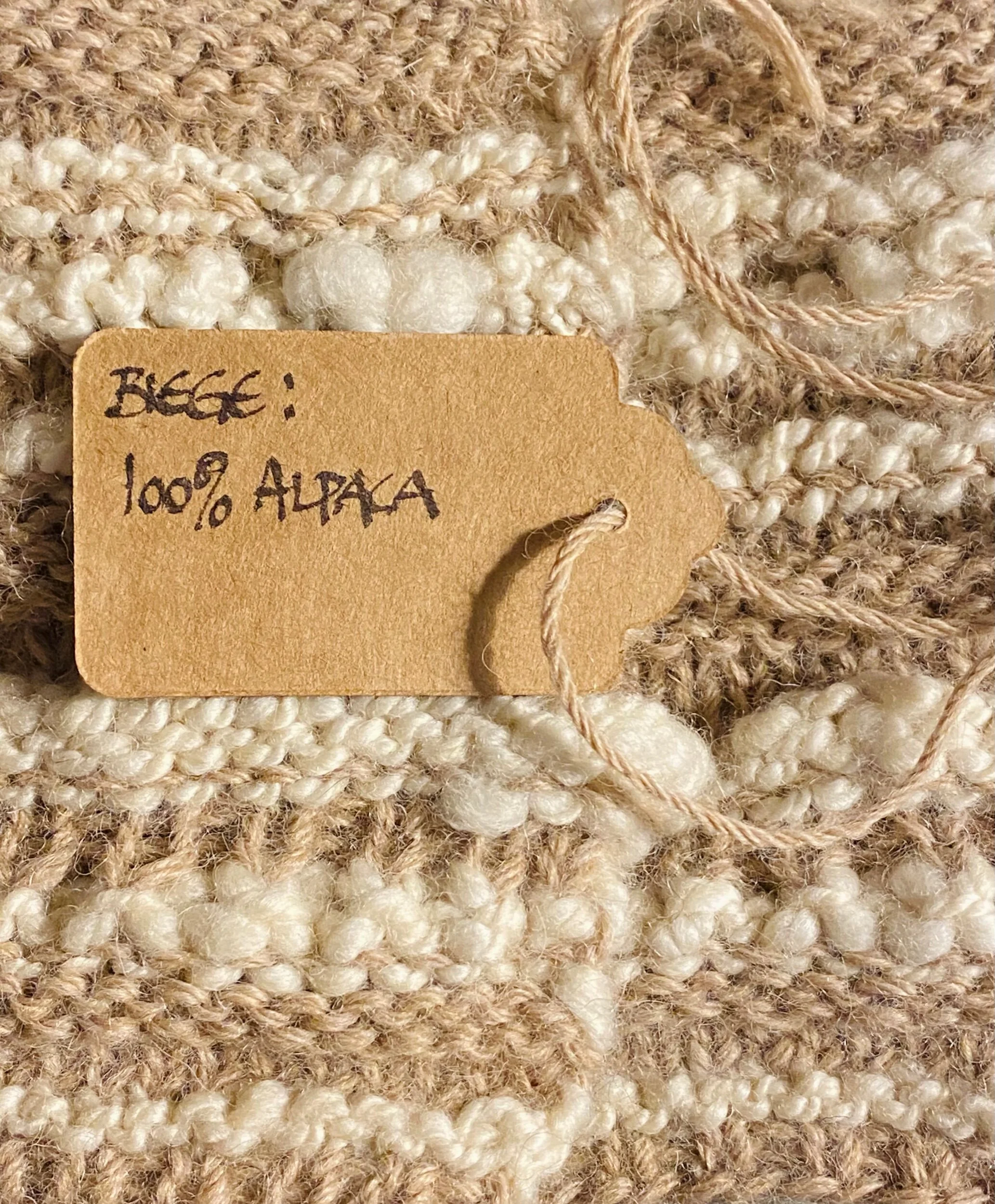 2A3C721E-256F-4BE2-B7EA-96EFD0EFF2B3