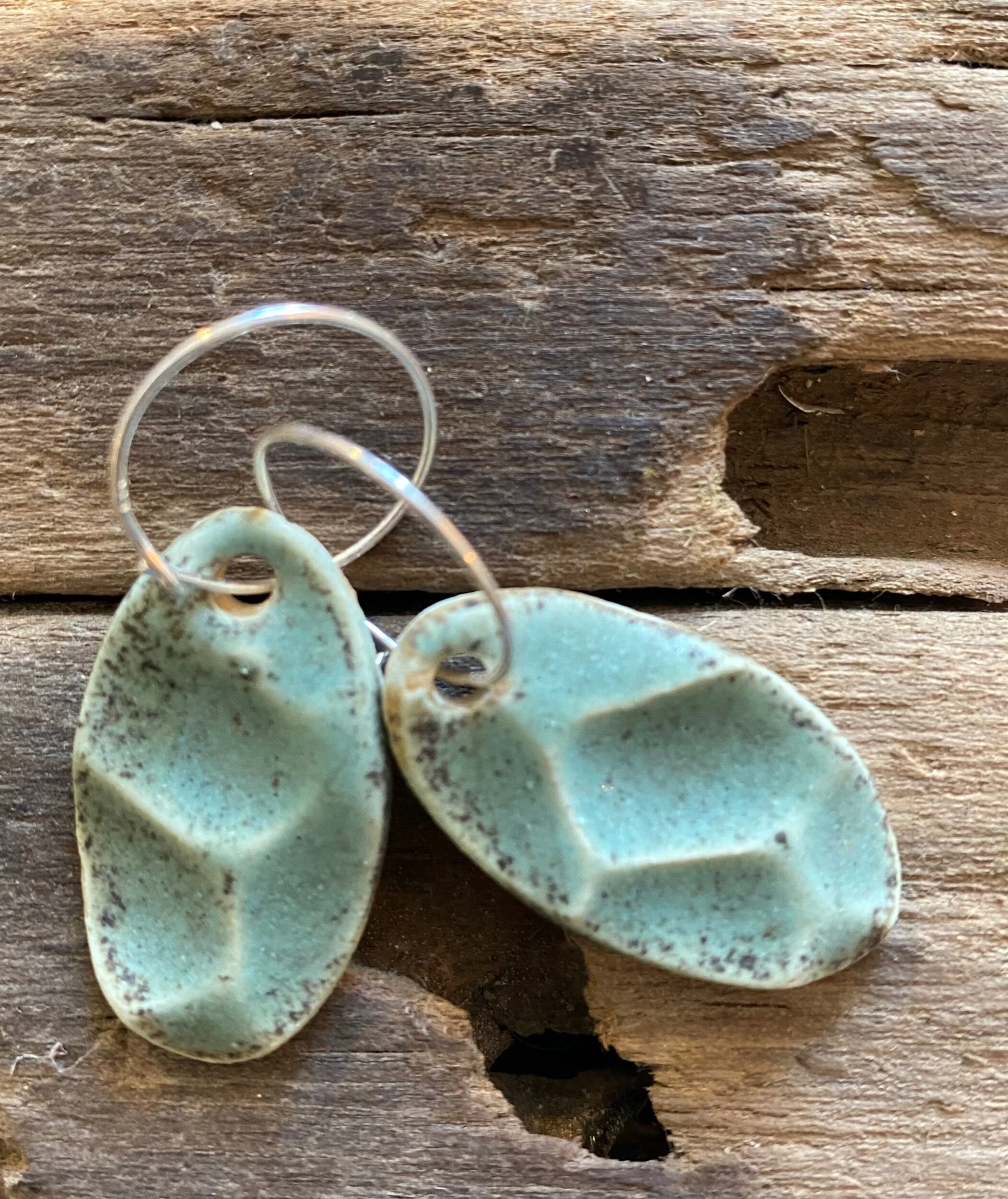 6E8A90B5-FA4C-400A-9432-DFF708C6623F