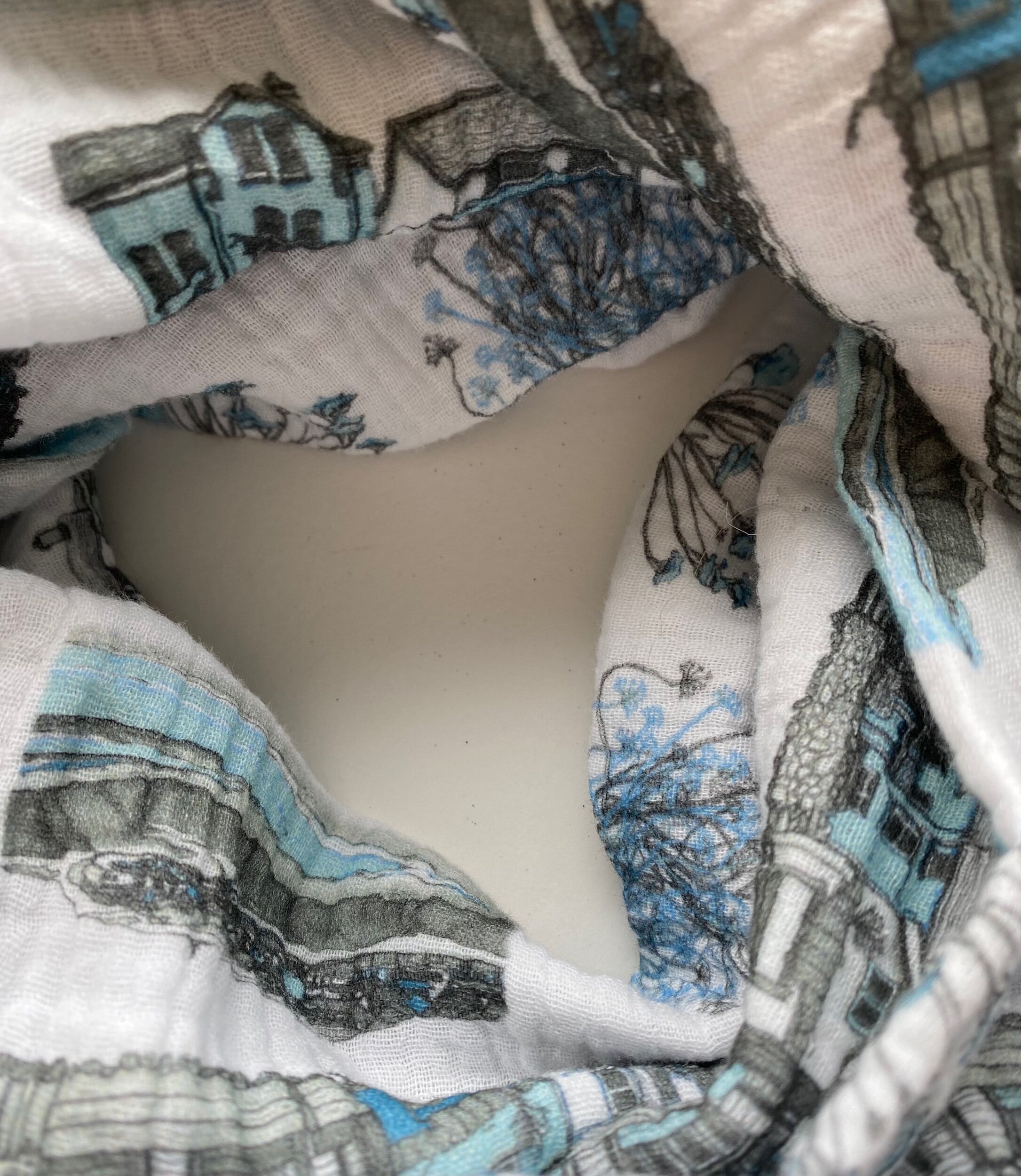 0B6E6391-72DD-44BD-B0E3-C21FF619ABB5