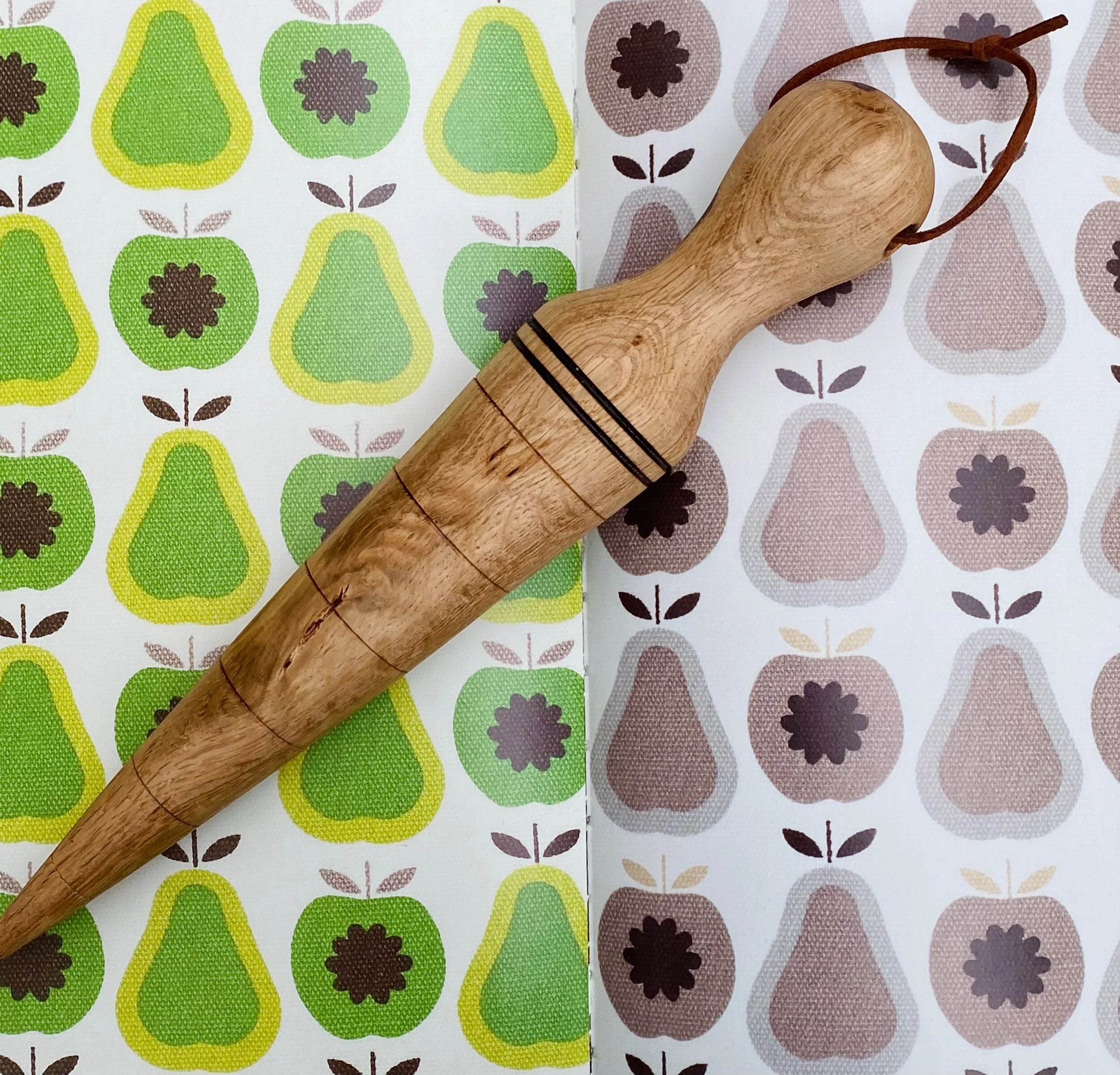 DB8B85DC-31FC-416F-9F8C-0F0A06C27677