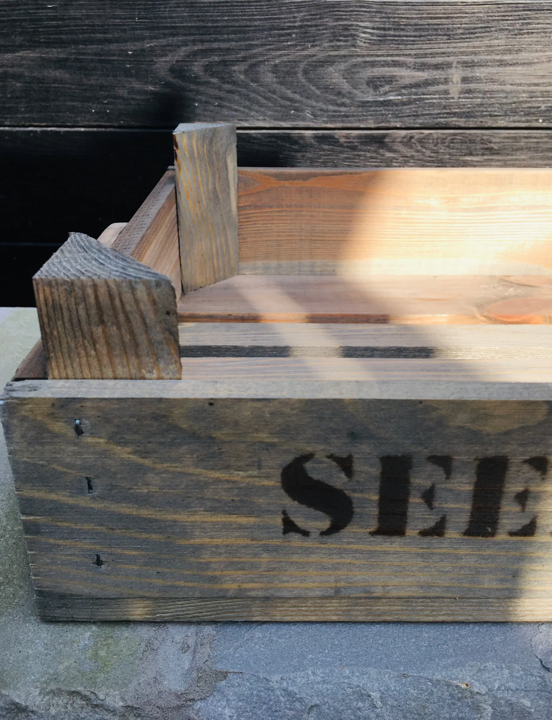 963D66FF-54B6-4FE7-9891-DC7B11900904