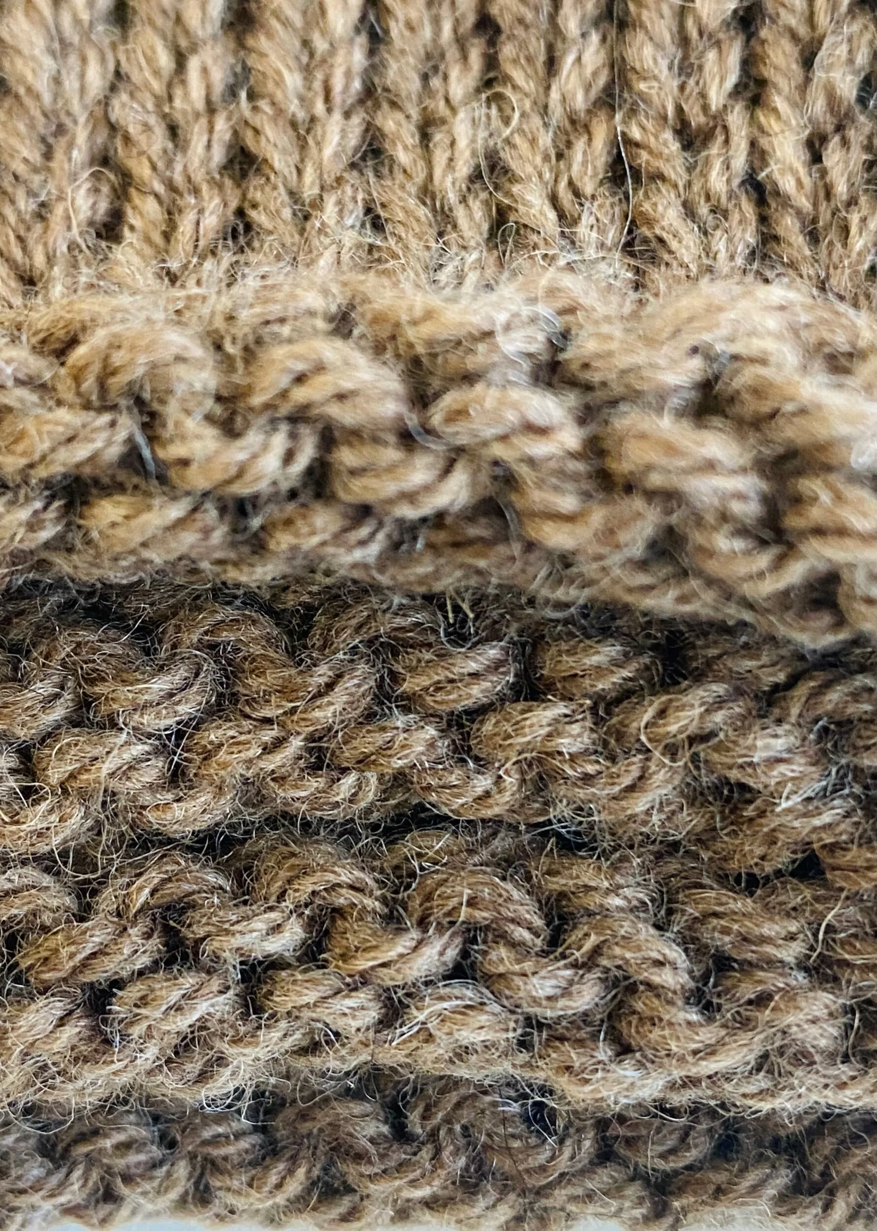 D9842698-F43A-45E1-A11C-0006F1EFFD53