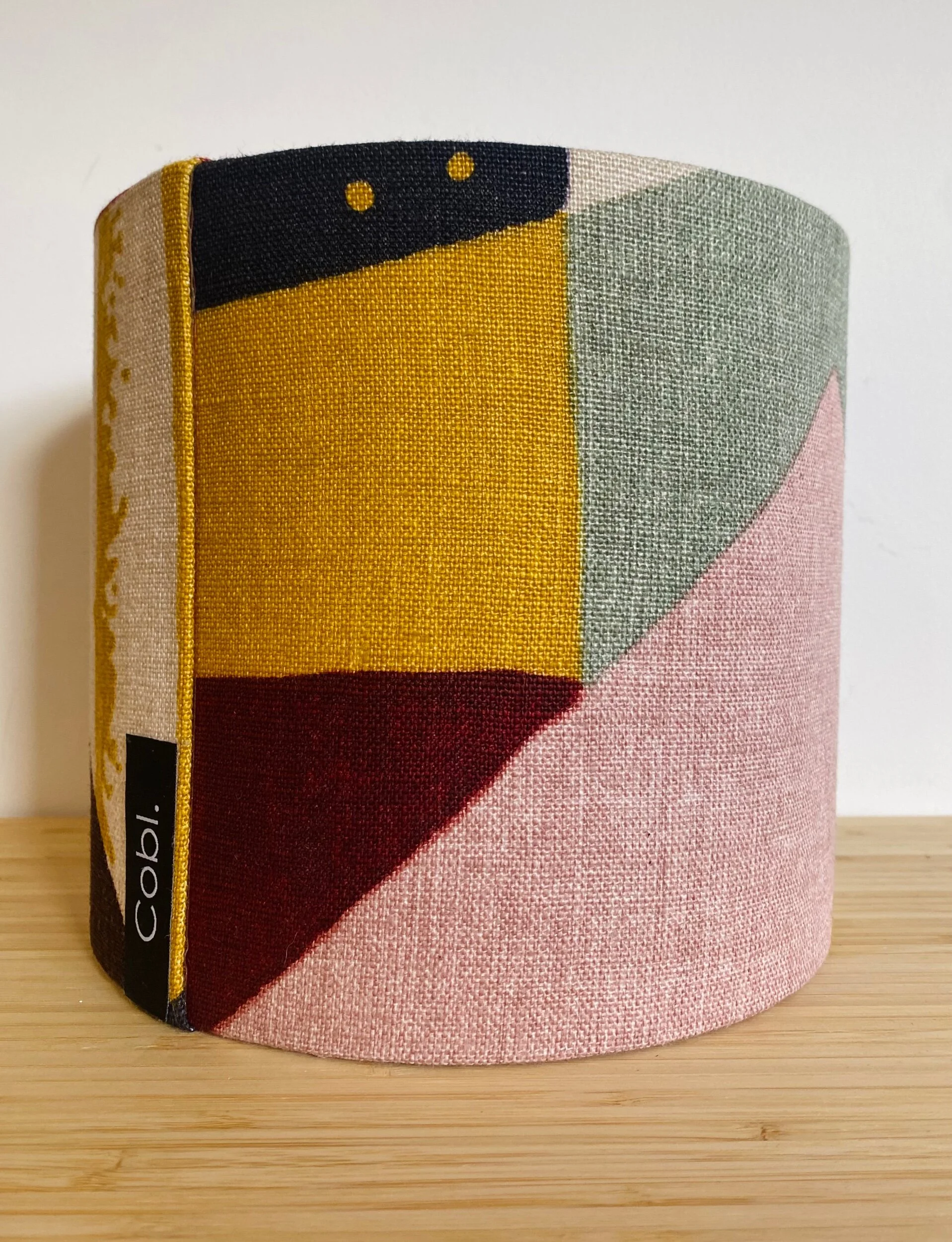 15F6FBEA-1D7F-46EB-A189-4A0710ACA8D2