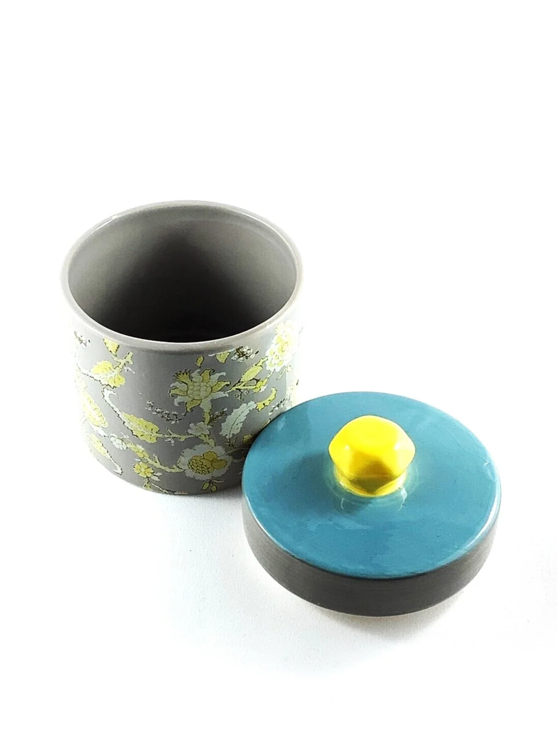 7B2BF830-AF7B-49ED-95EC-E3252BC5B176