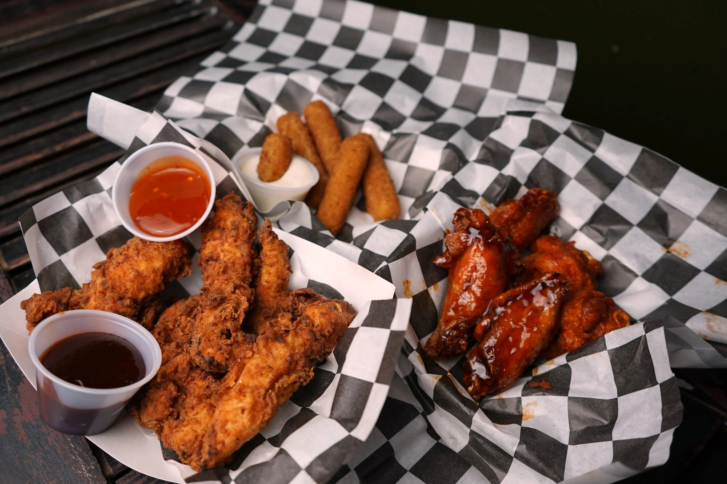 OLD NORTH STATE FOOD HALL NOW OFFERING GARFIELD’S GOURMET HAND-TOSSED PIZZA AND WINGY’S CHICKEN