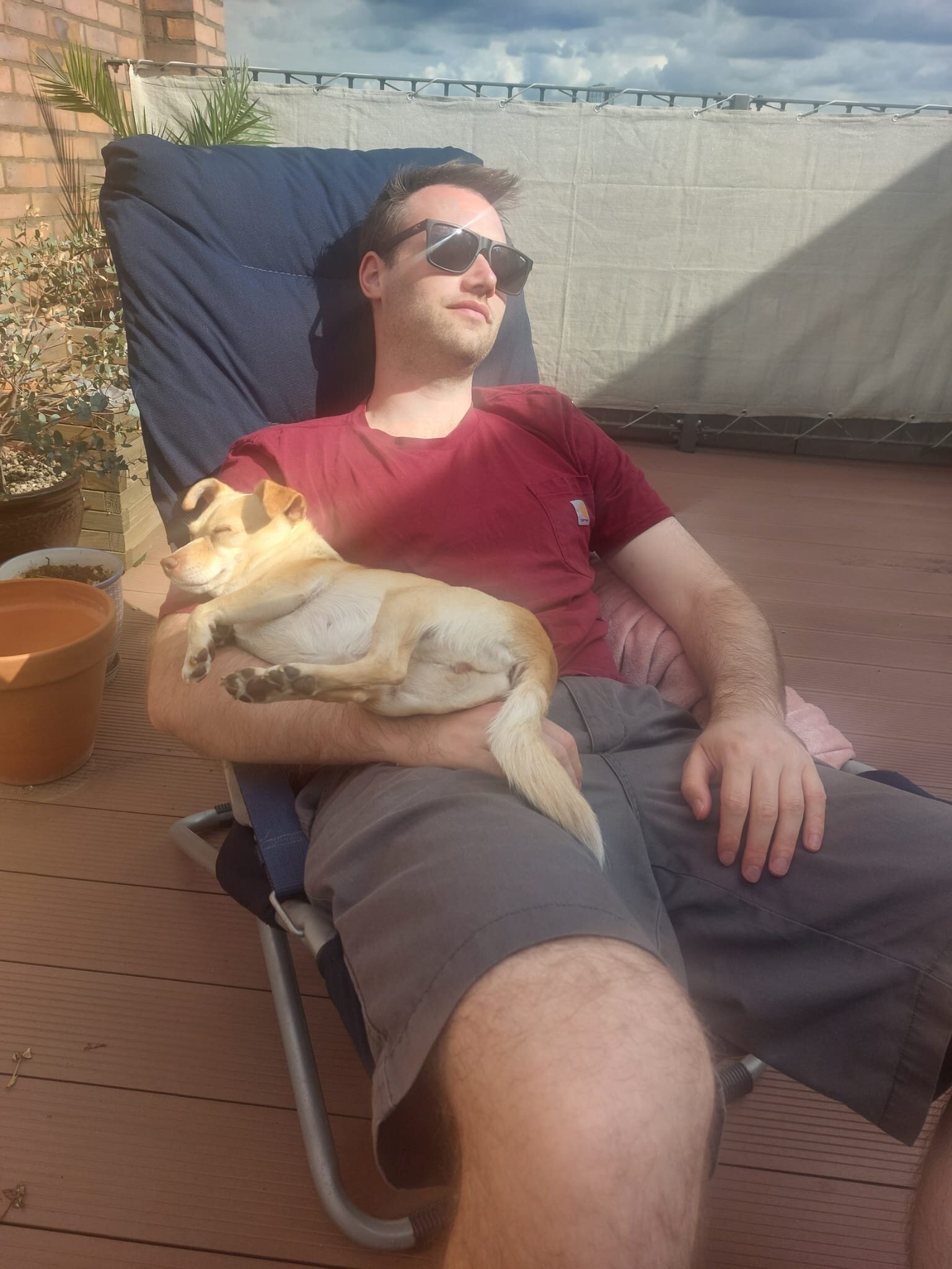 B9F972C2-8F05-4042-B76D-61961933AD2C