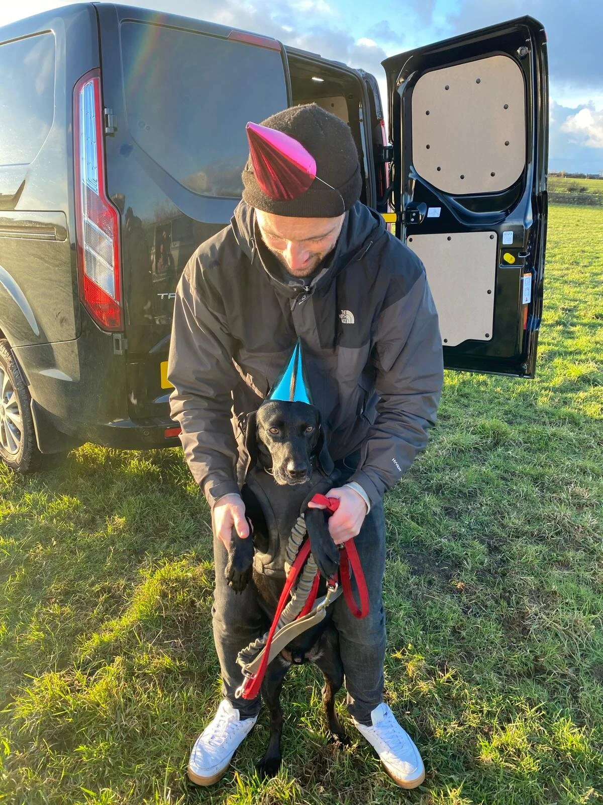 E9940CE2-8909-43A8-9696-E027D740D1EB