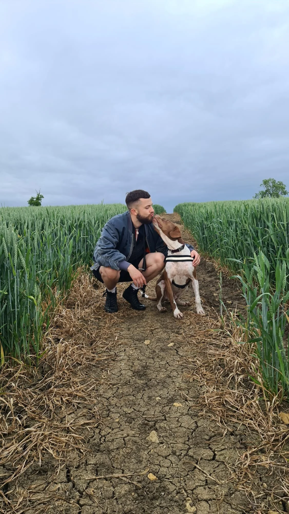 8D9984BF-64E3-4171-A2ED-1CDFF61BDA04