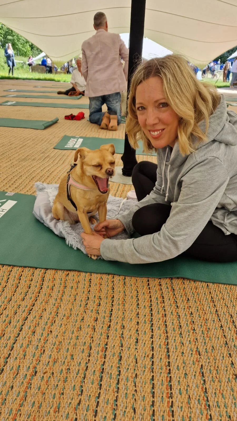 211C5CF8-C241-474A-A7DF-7ACA580C9611