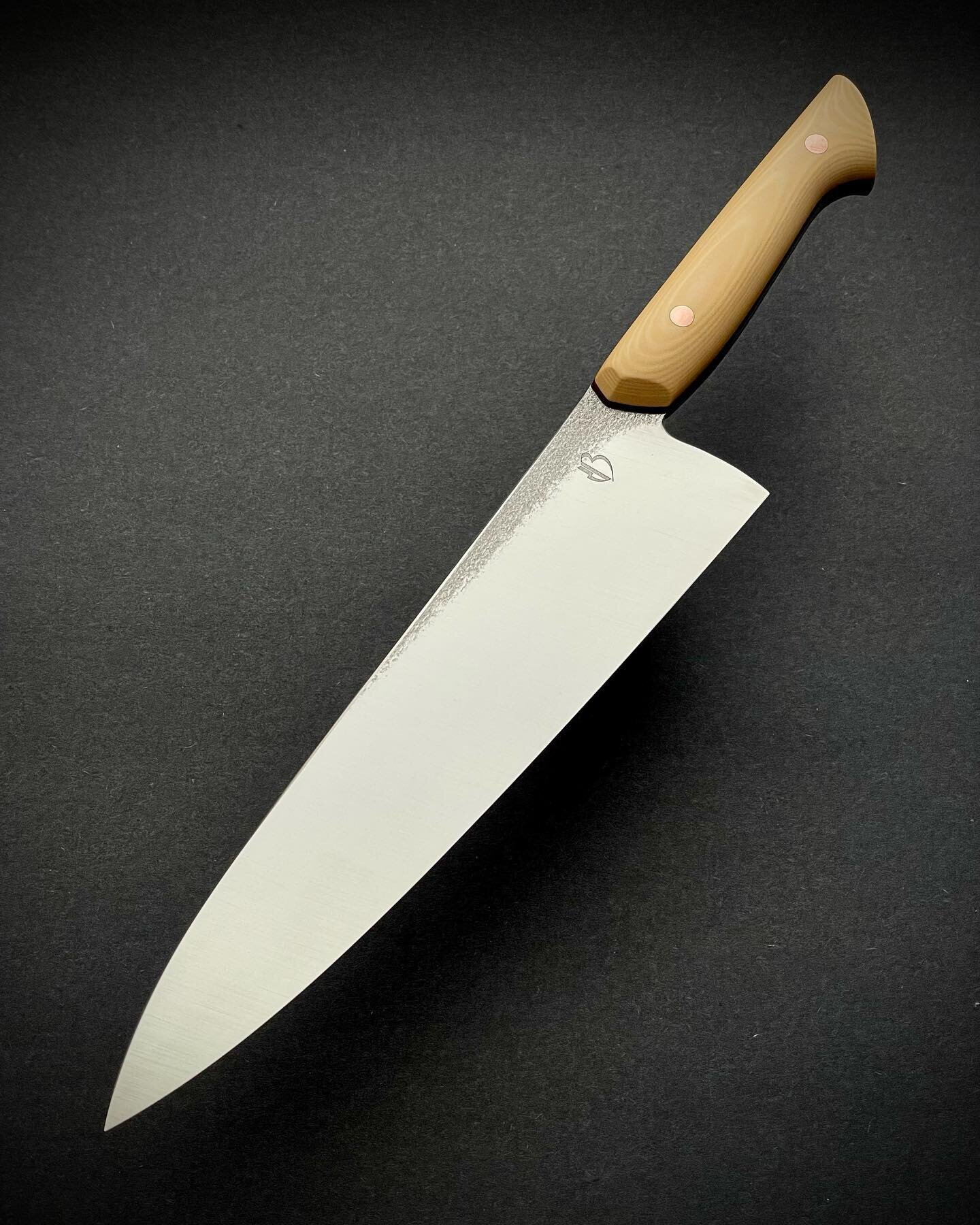 230mm gyuto in CPM-Magnacut, handle is ivory paper micarta with maroon G10 liners and copper hardware. (Spoken for)
&bull;
#classickitchen #kitchentools #cutlery #customkitchenknives #magnacut #profesionalchefs #homecooking