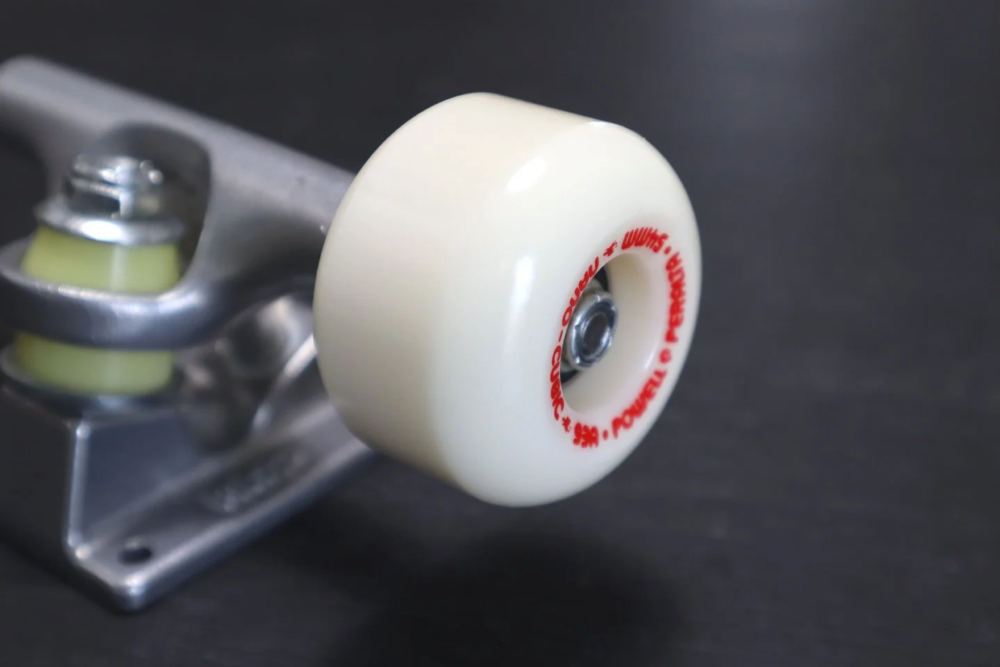 POWELL ウィール DRAGON NANO CUBIC 54mm 97A Powell Peralta Dragon Nano Cubic Skateboard Wheels 4-Pack