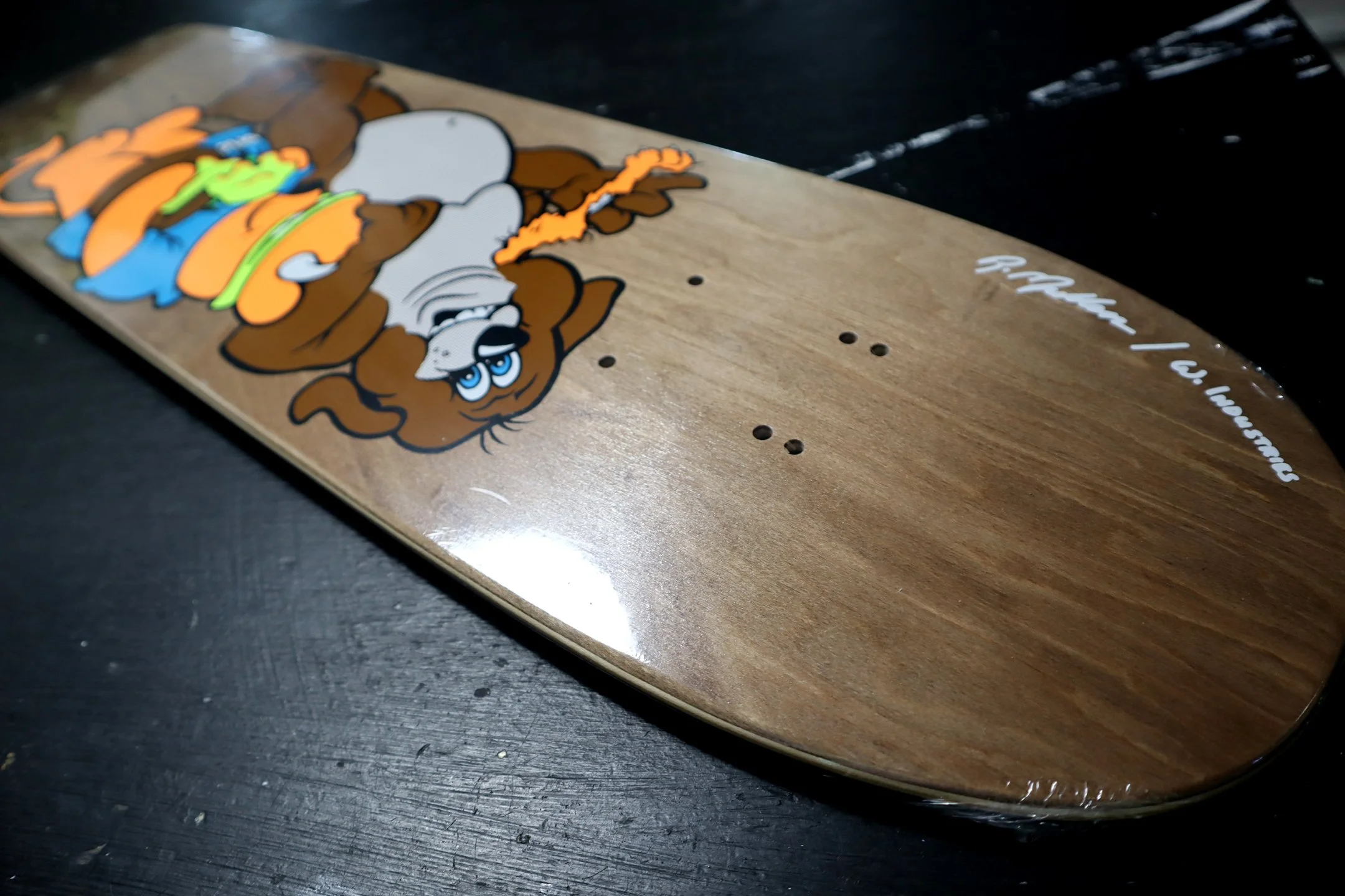 WORLD INDUSTRIES Rodney Mullen FREESTYLE bear 7.375 x 28.5