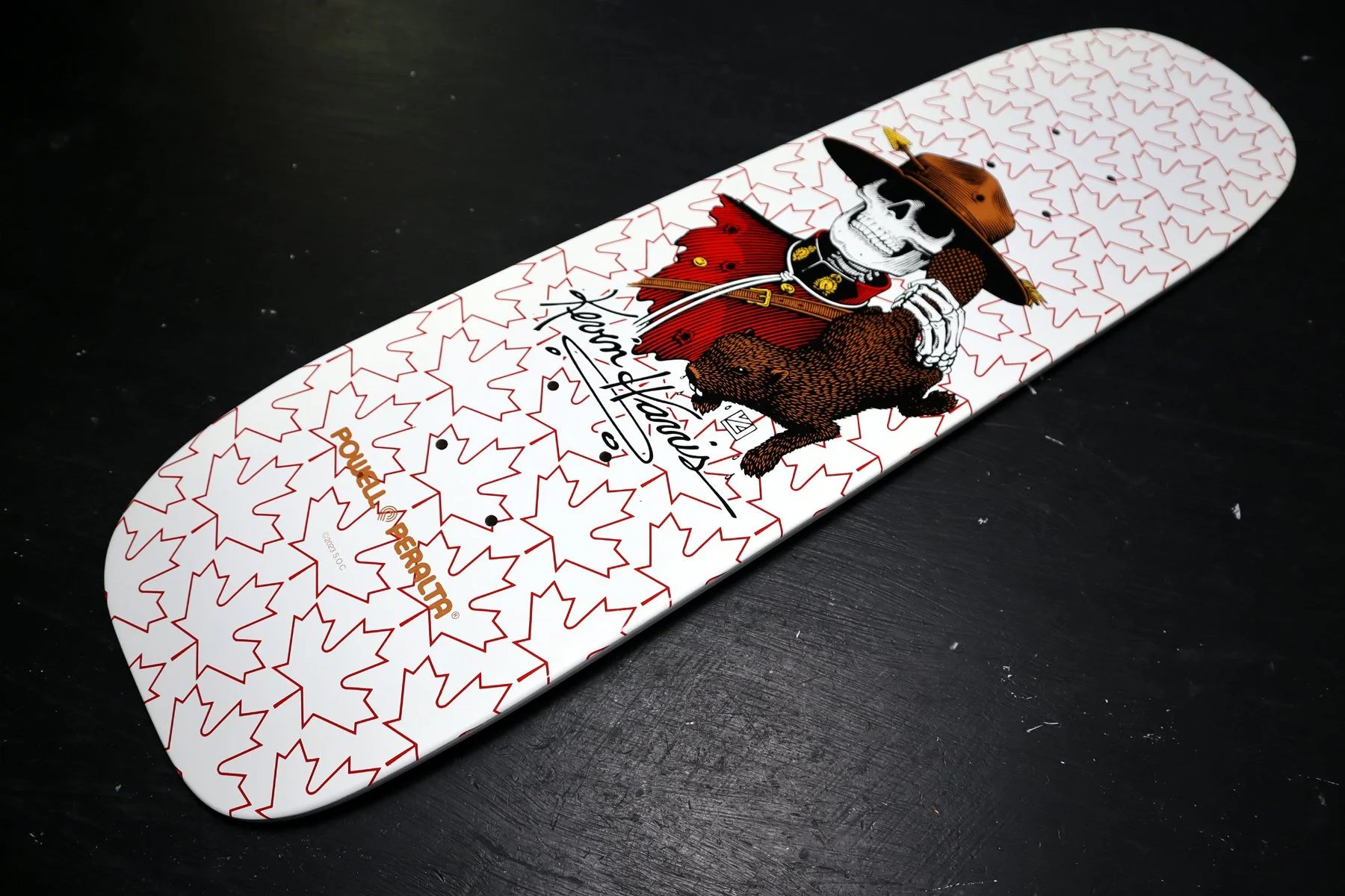 POWELL PERALTA BLEM White Kevin Harris MOUNTIE 7