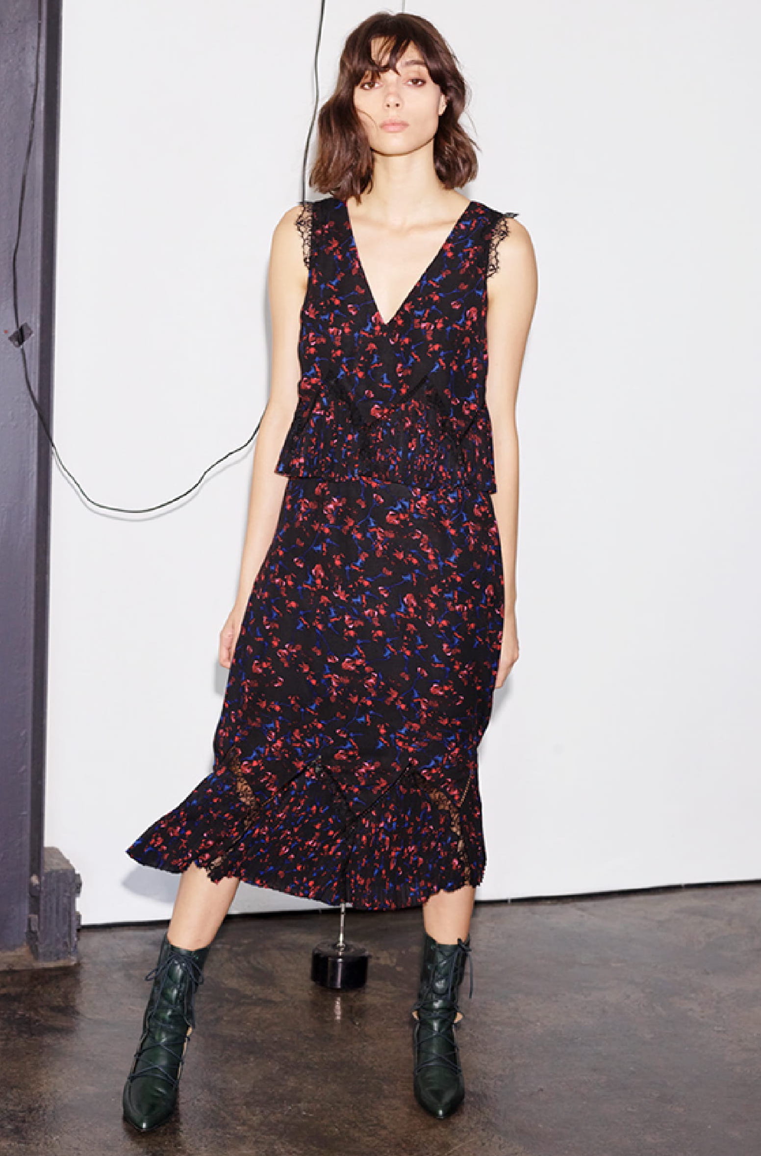 1C_CARLO_ALCANTARA_THAKOON_WN16-07.jpg