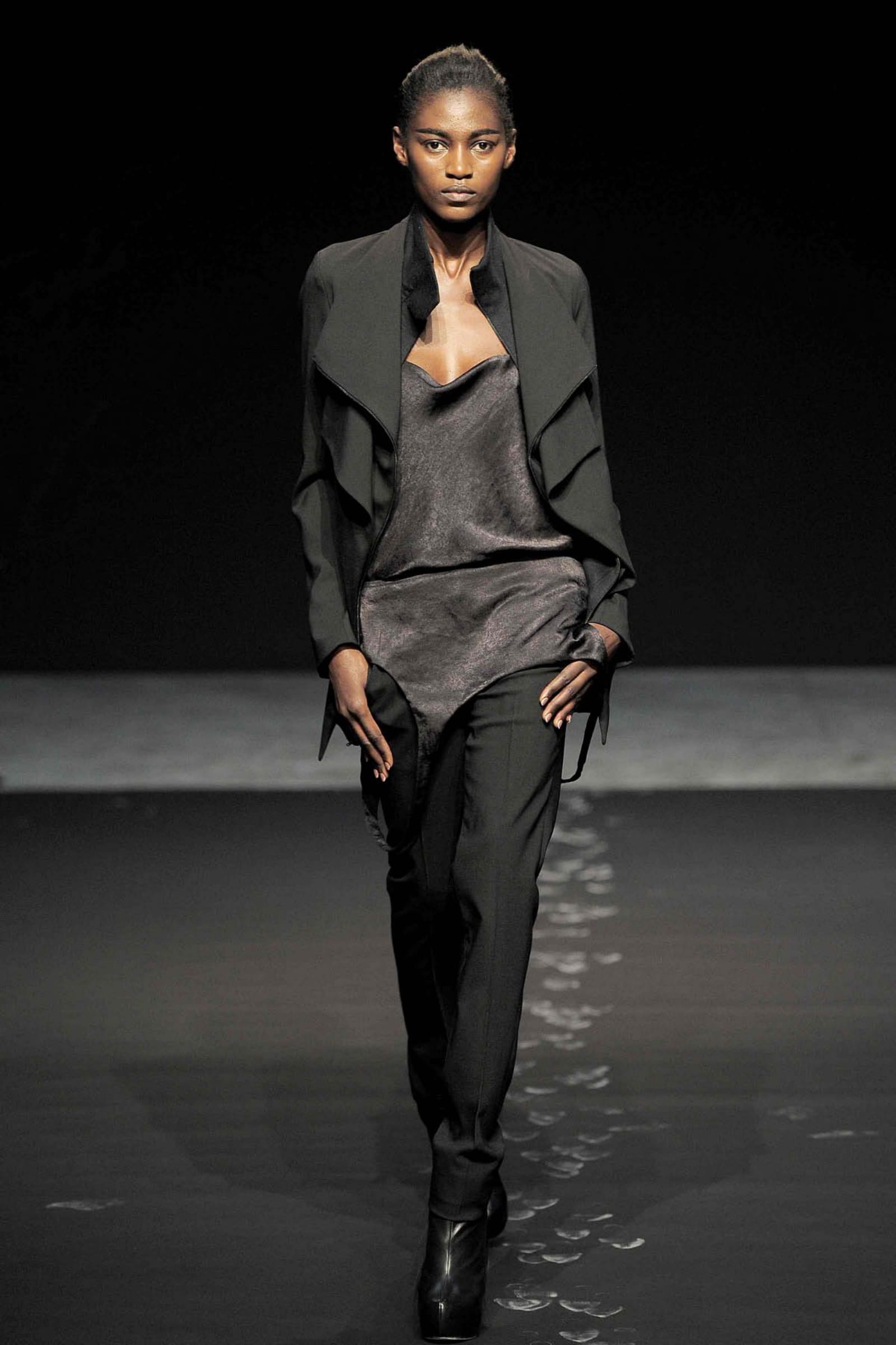 4_CARLO_ALCANTARA_KIMBERLYOVITZFW12-08.jpg