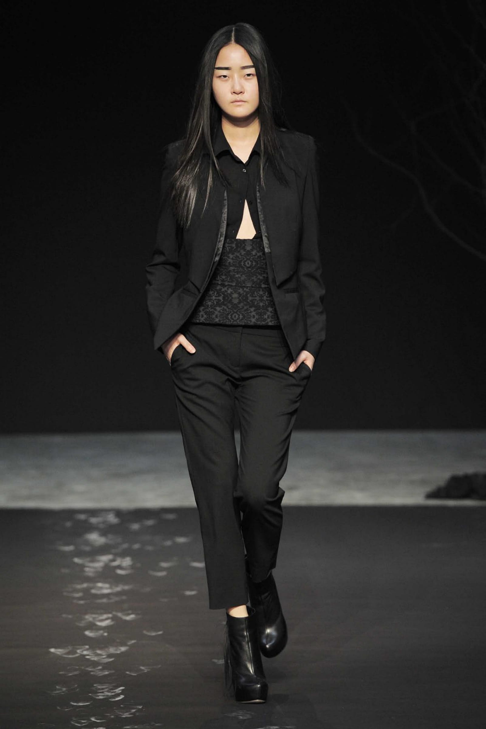 4_CARLO_ALCANTARA_KIMBERLYOVITZFW12-10.jpg