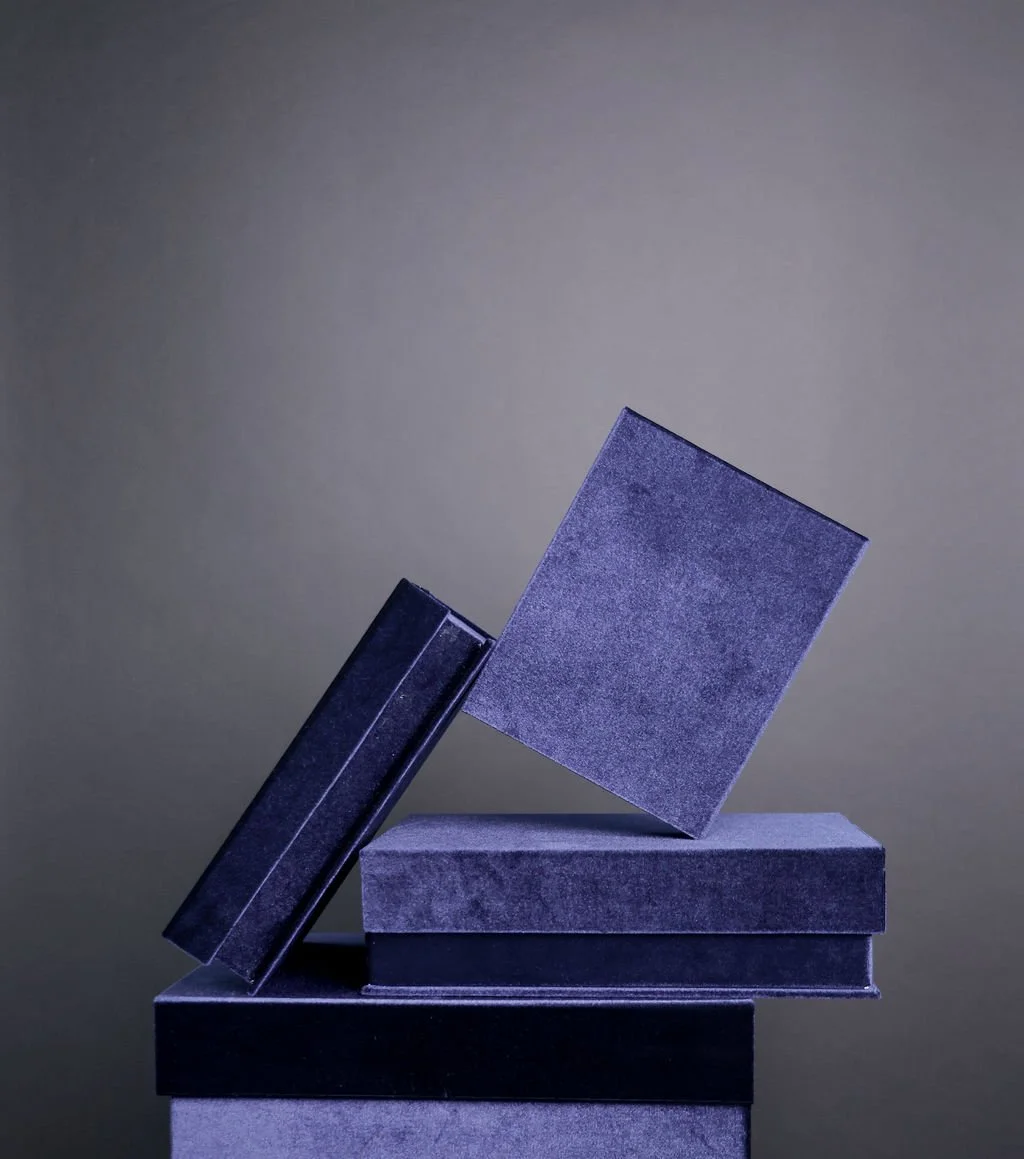 Organizing Decor Boxes for organizing residential home interiors and virtual online sessions
