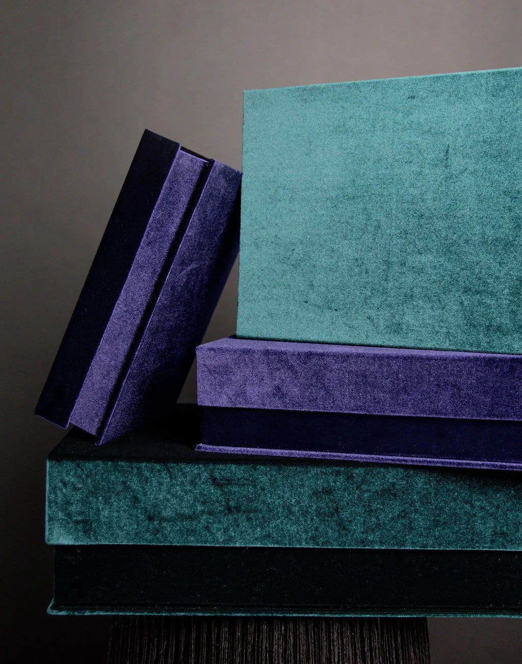 Organizing Decor Boxes for organizing residential home interiors and virtual online sessions