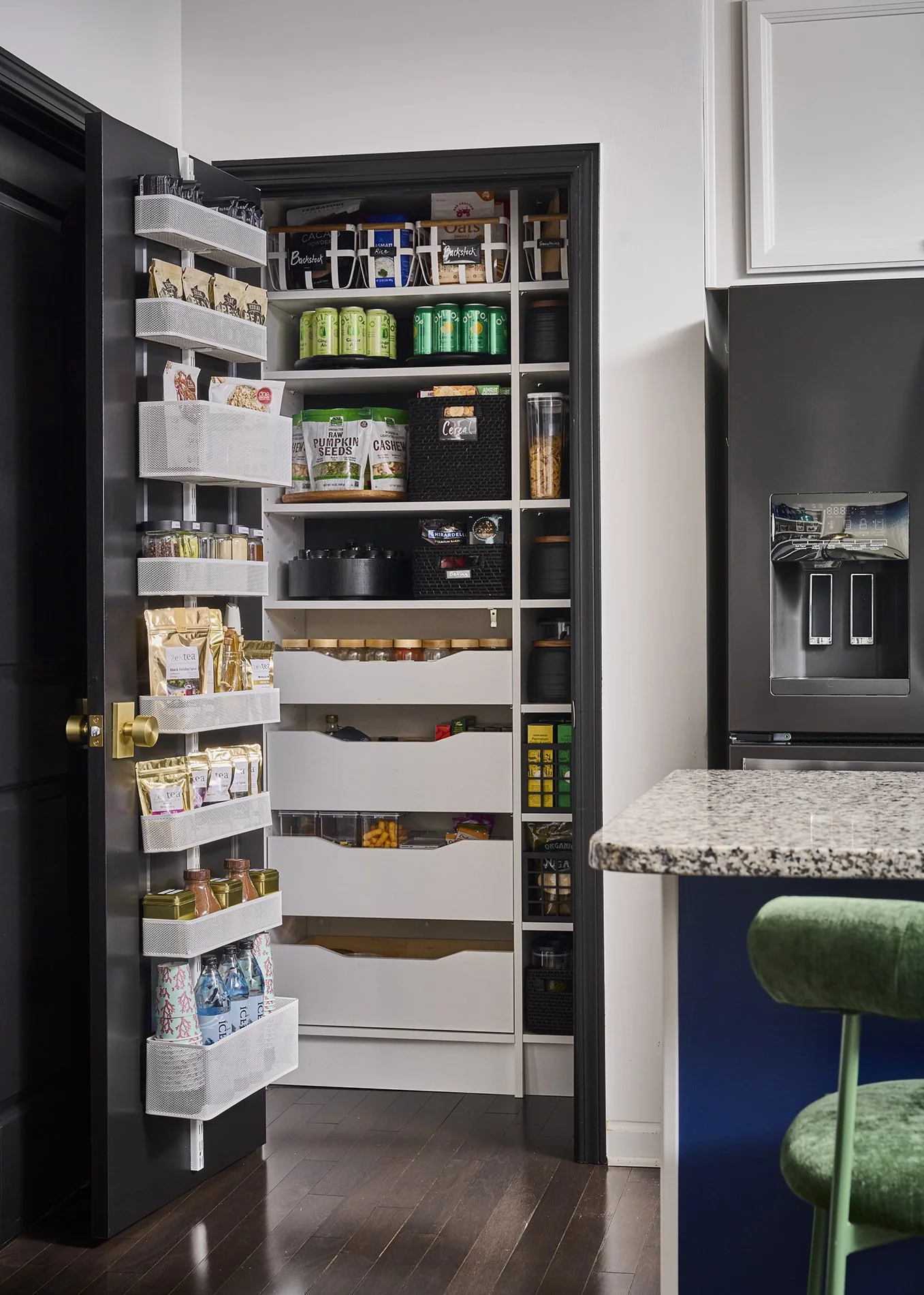 interior-design-atlanta-georgia-kitchen-pantry-design-wall-design-and-organization-virtual-organizing-consulting-north-america-london-uk