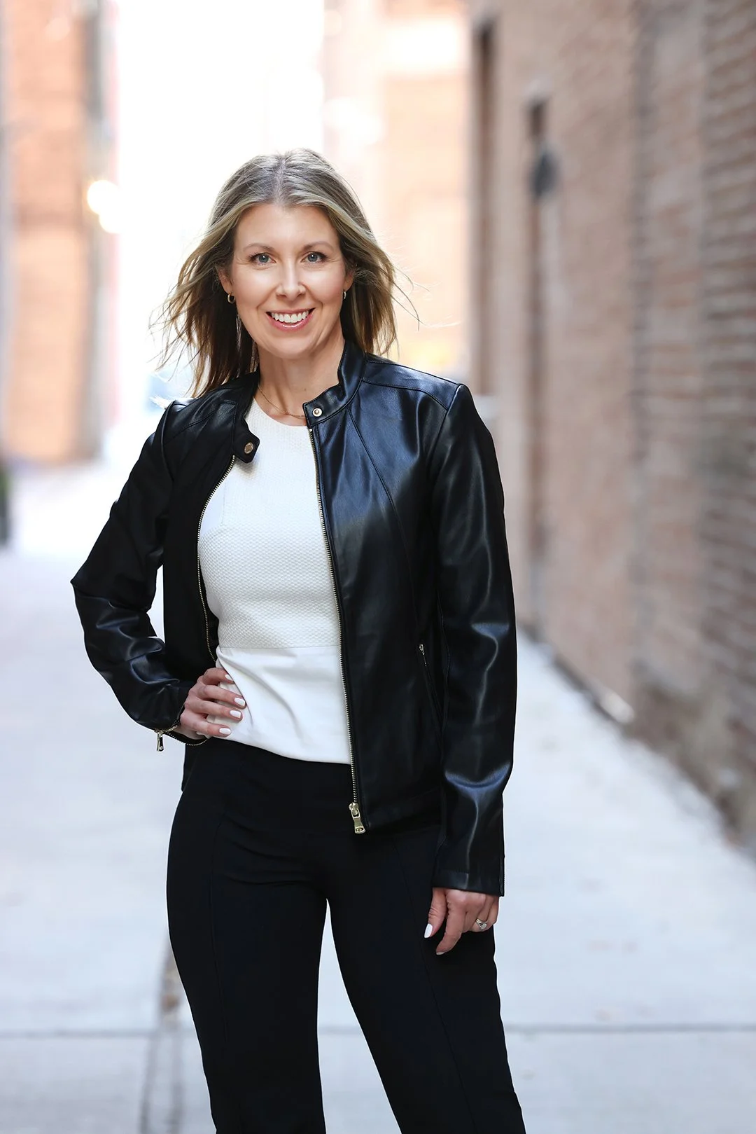 Lynda Carlisle, Partner