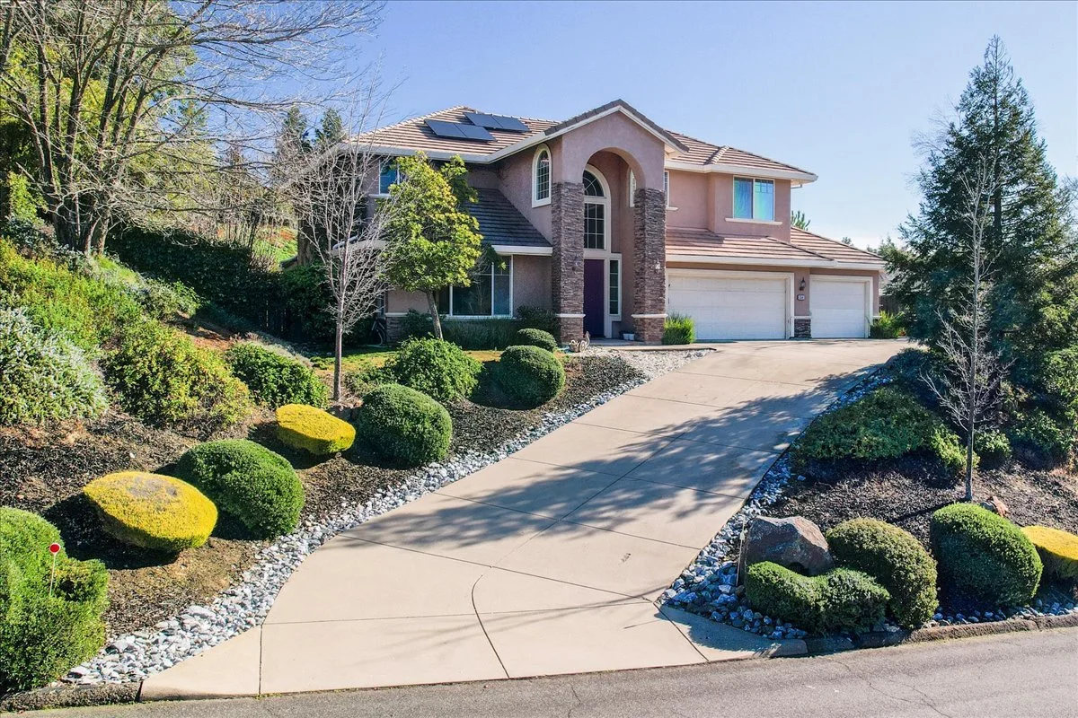 3341 Mayfield Dr