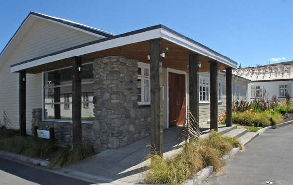 group-accommodation-rimu-court.jpg