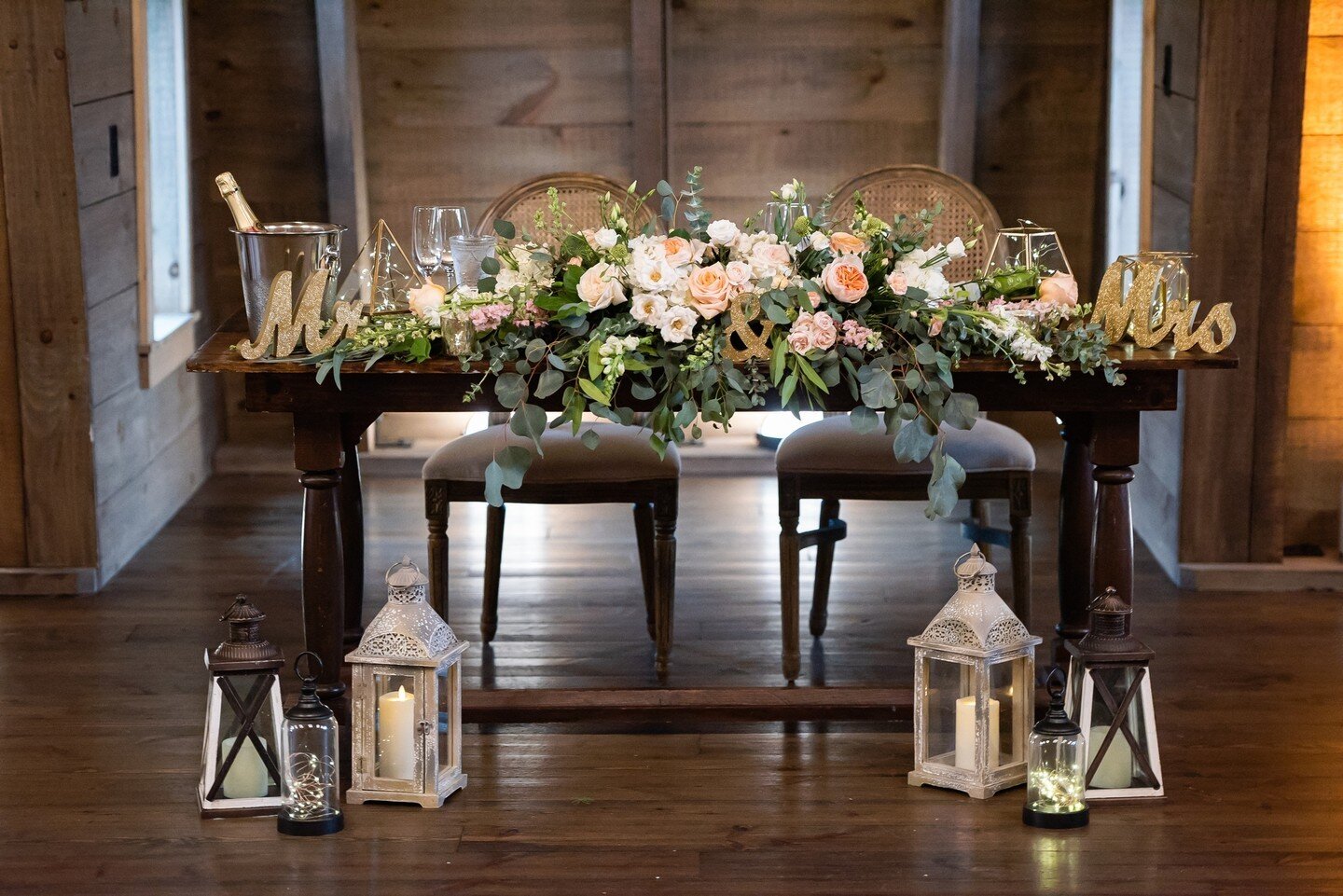 Don&rsquo;t forget to dress up your table! Adding some cute touches to where you&rsquo;ll be sitting looks great in photos- no, not photos of while you&rsquo;re eating (your photographers would never do that to you!), but photos during toasts and spe