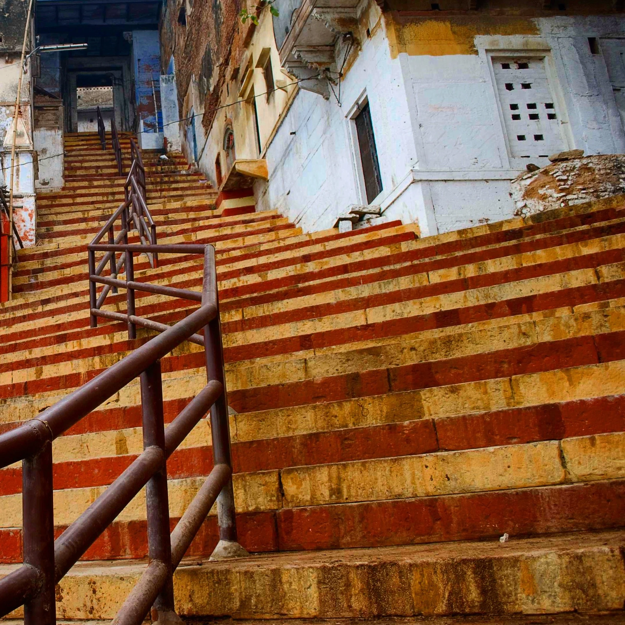 Stairs Varanasi.JPG