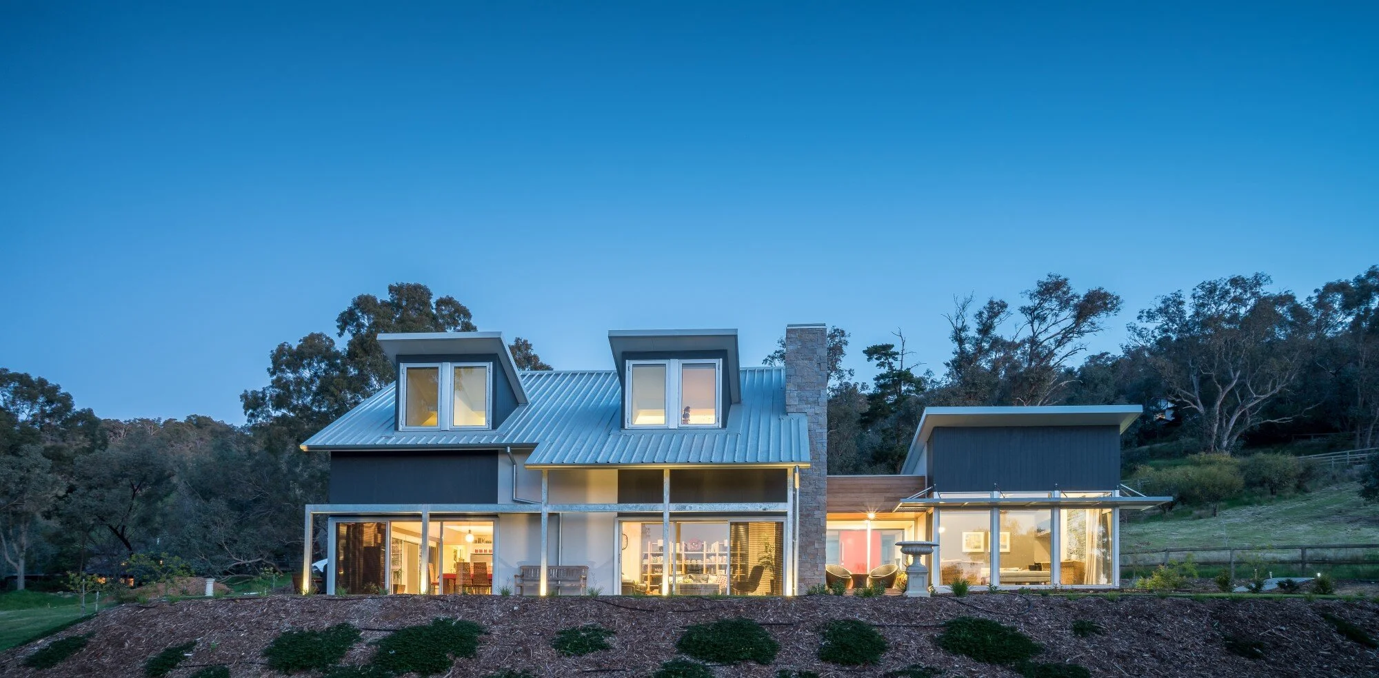  galvinised-steel-features 