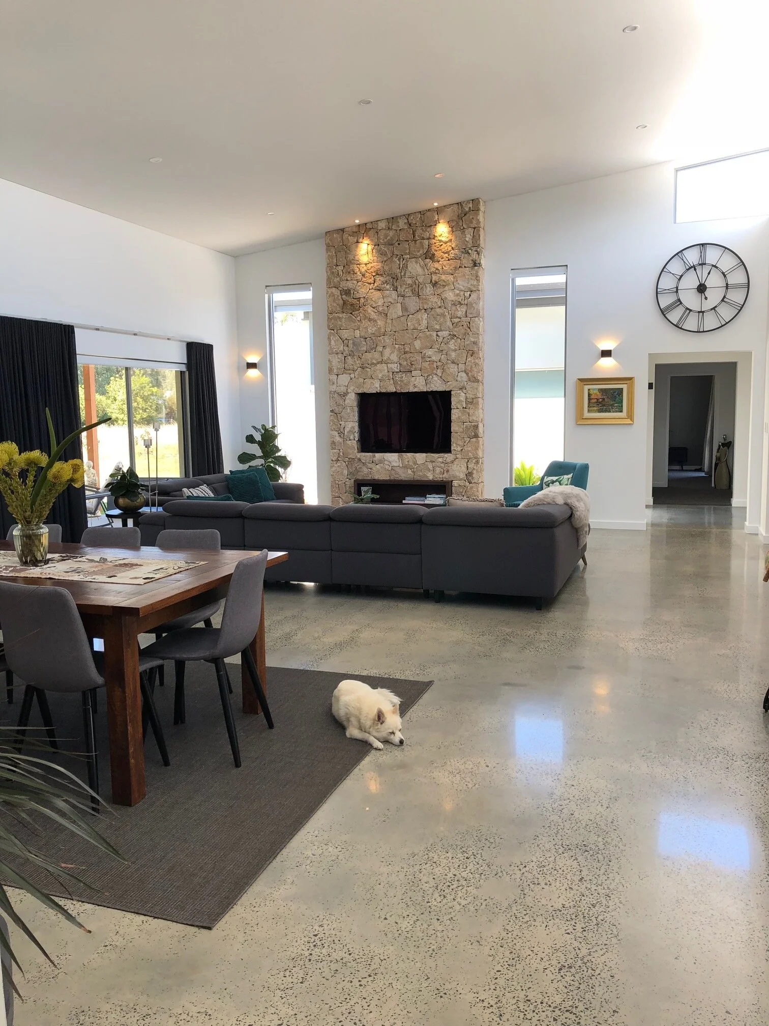  polished-concrete-floor 