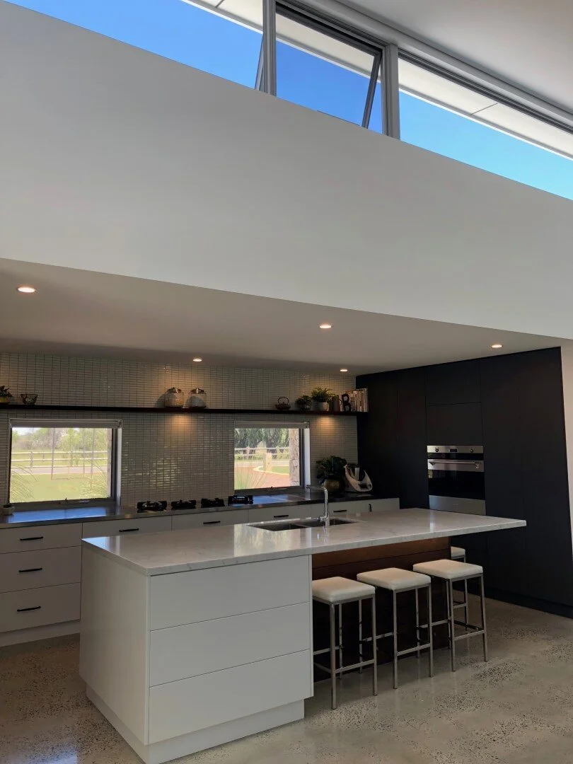  galley-kitchen 