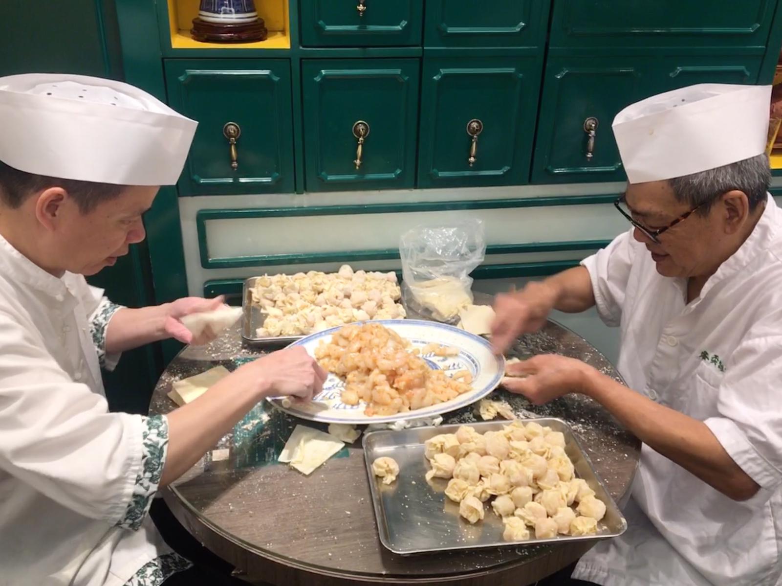 ask your tour guide hong kong to take you to a wonton noodle shop