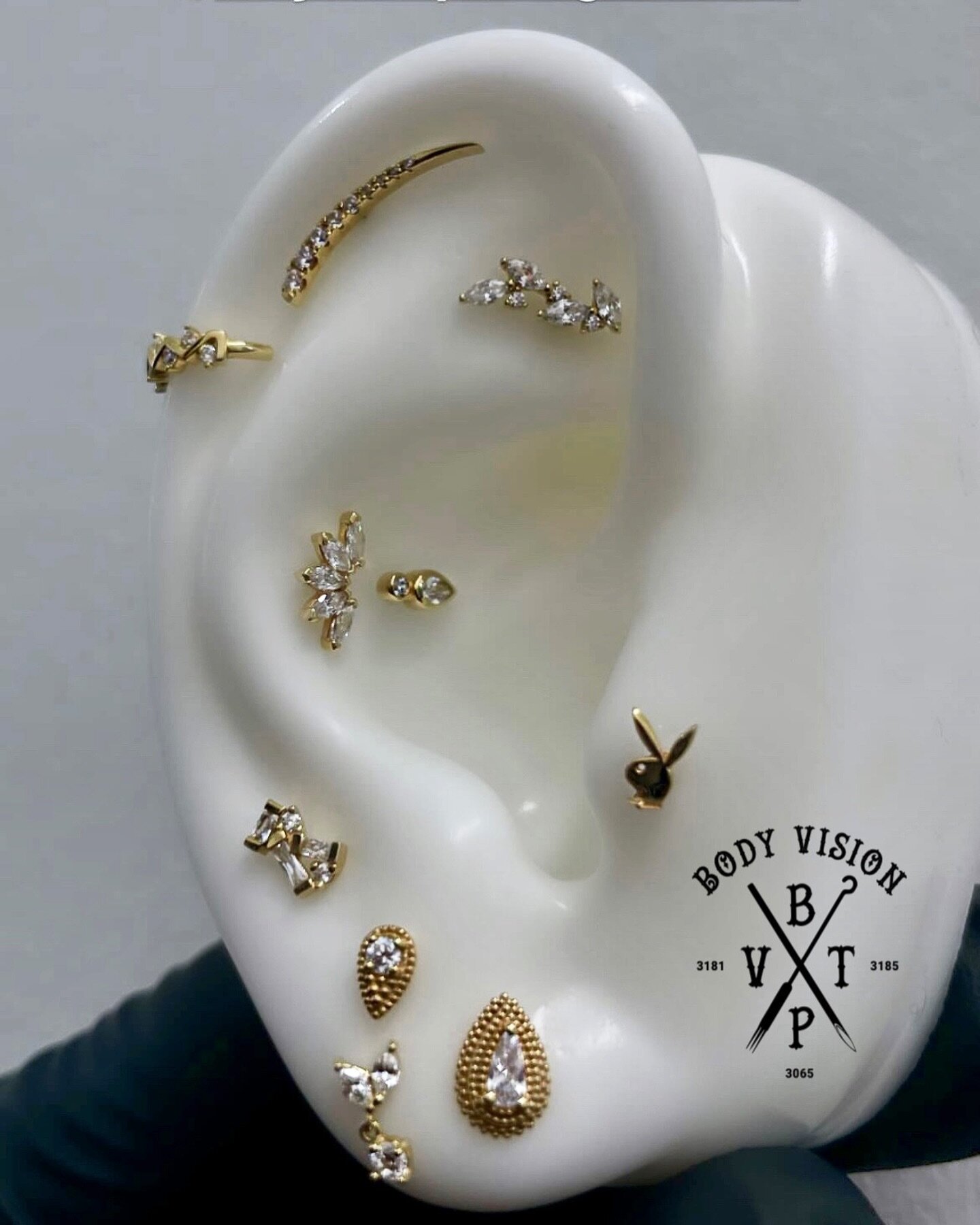 Discover exquisite personalized selections curated by our expert stylist. Book your appointment online now - find the link in our bio!
-
_
-
-
-
#piercing #piercingsmelbourne #bodypiercing #bodypiercingsmelb #realpiercers #piercersau #piercingsau #pi