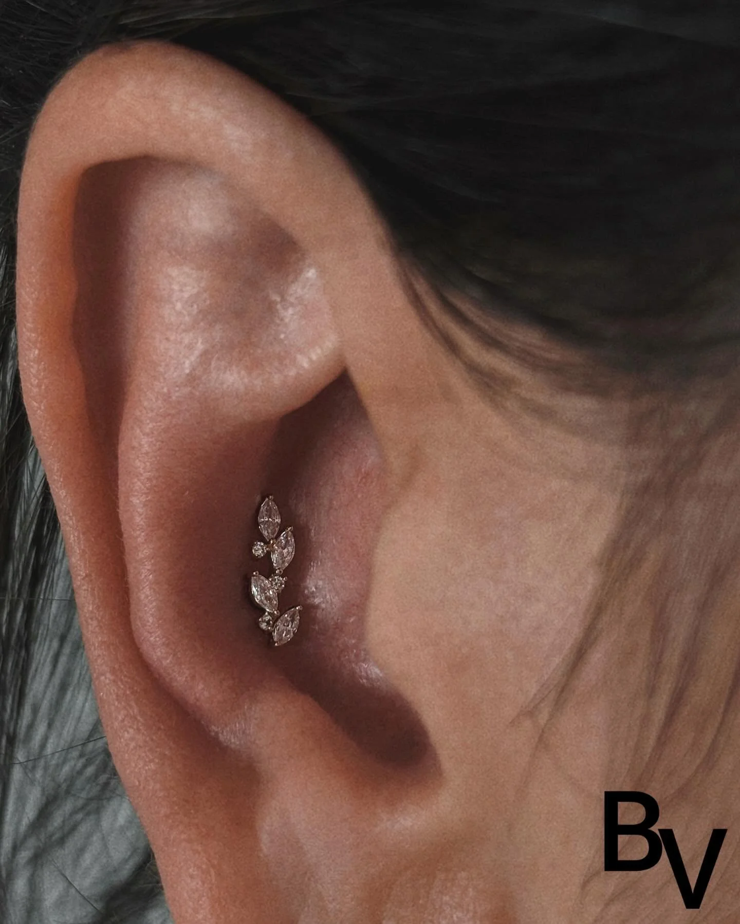 The finer details matter! Our favourite &ldquo;Jezebel&rdquo; fit perfectly into this conch and we are just obsessed over her Marquise cut detailing ✨

How would you wear this piece? 

Suitable for most ear piercing location. Now available in store ✨