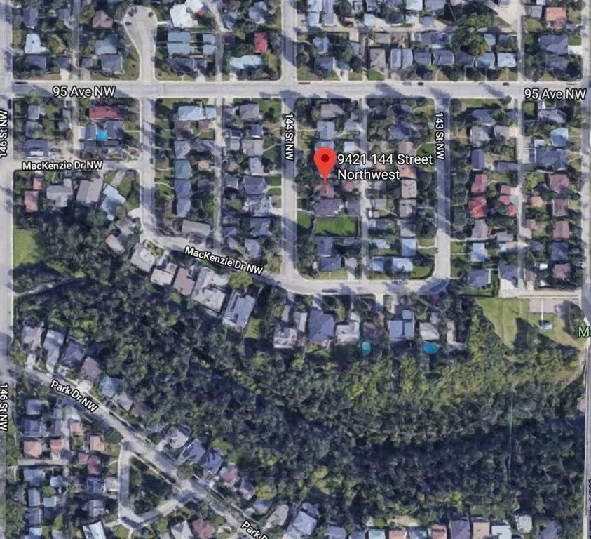 Crestwood,  $599,000