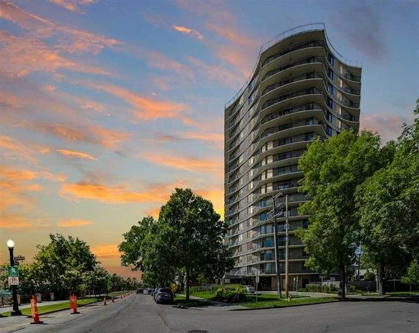 Oliver, $499,800