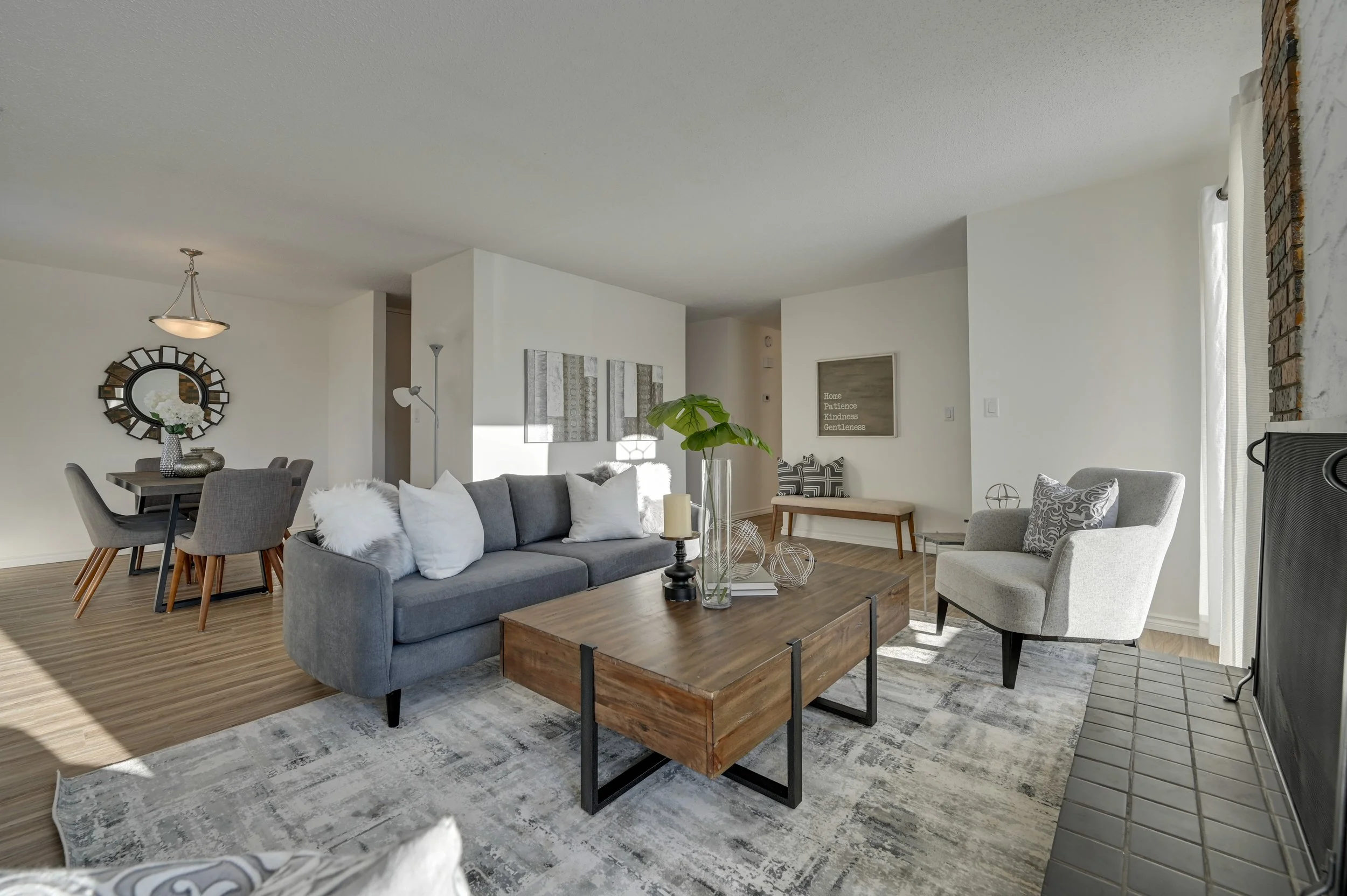 Caernarvon, $379,900