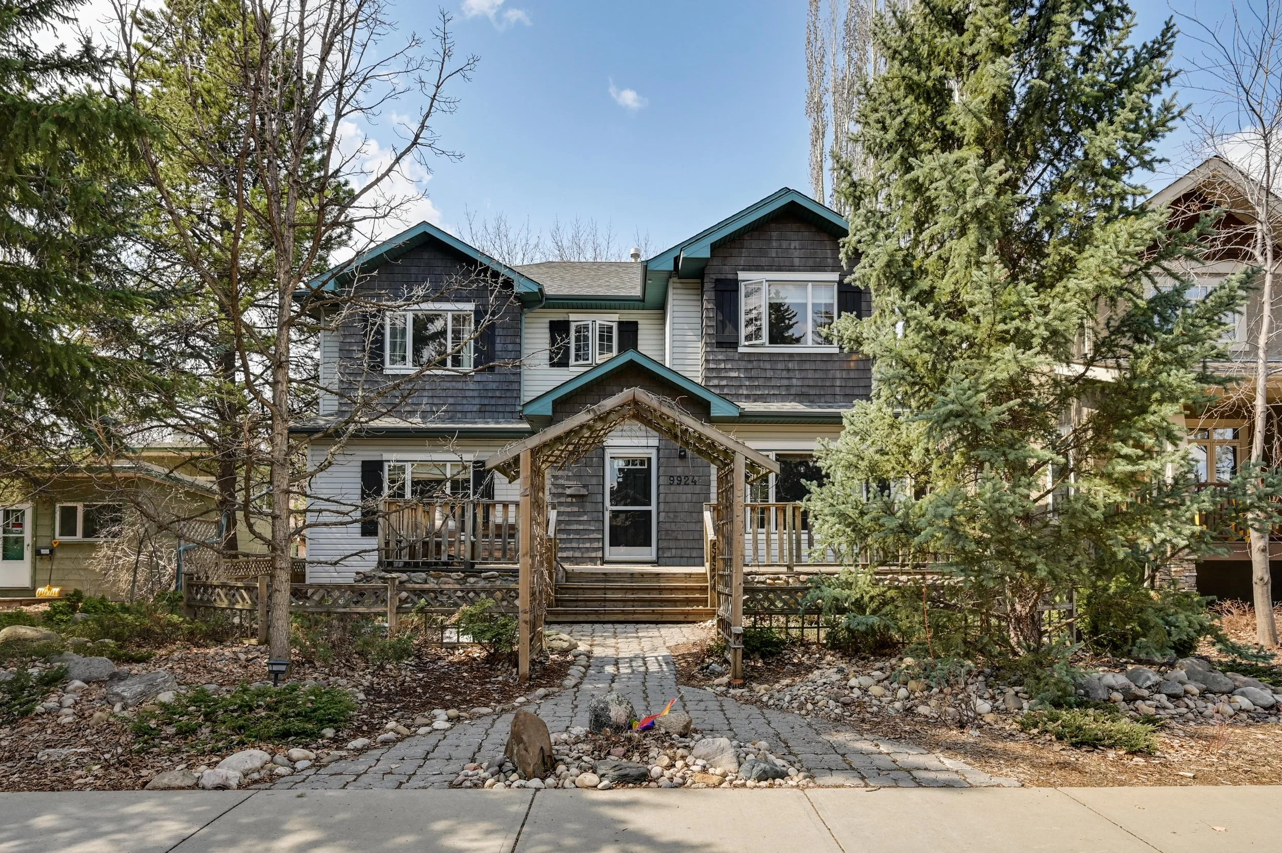 Crestwood, $999,000 