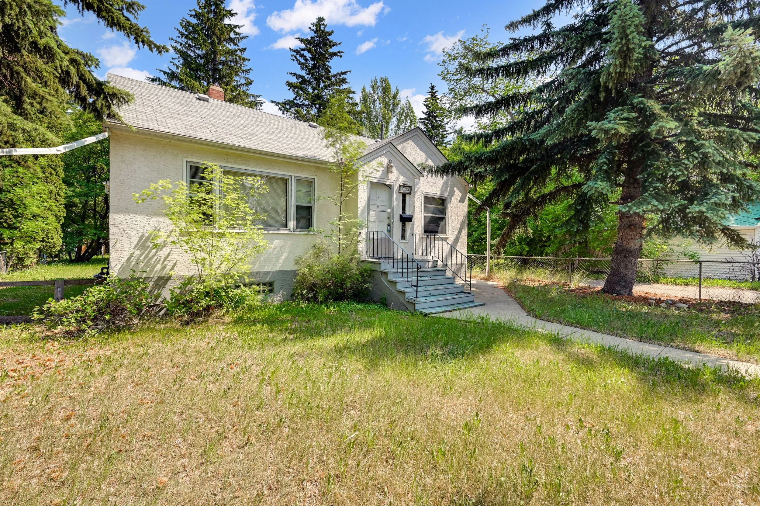 Glenora $434,900