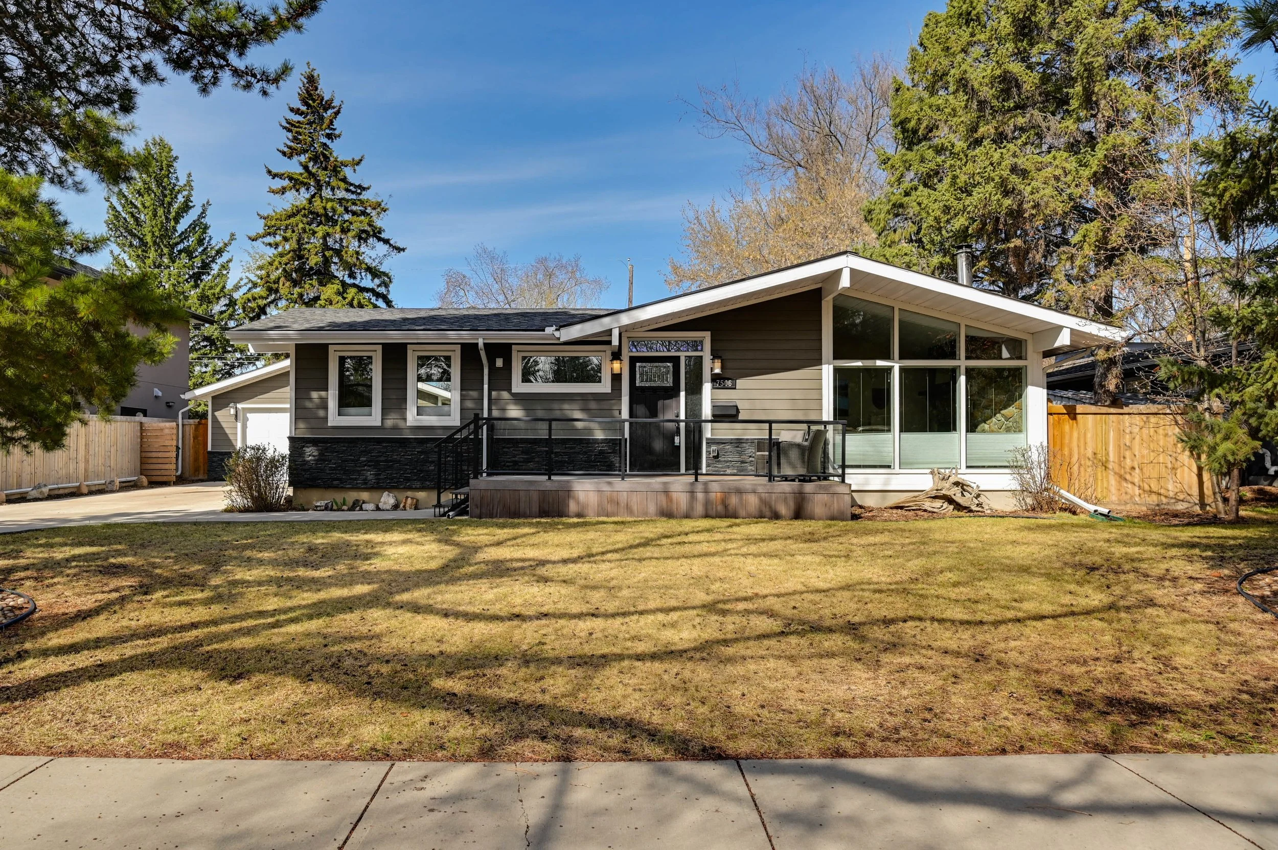 Rio Terrace $725,000