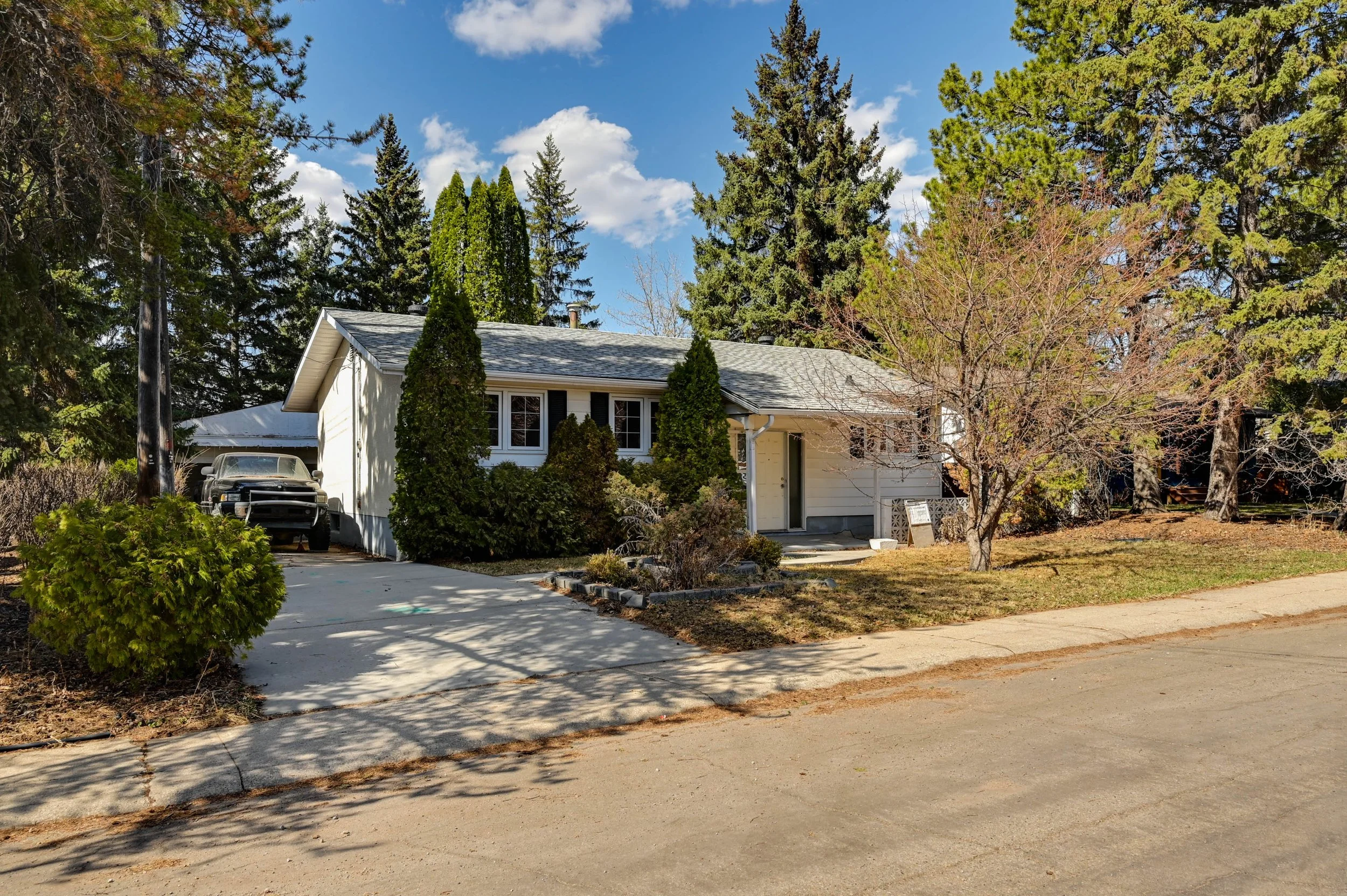 Aspen Gardens $499,900